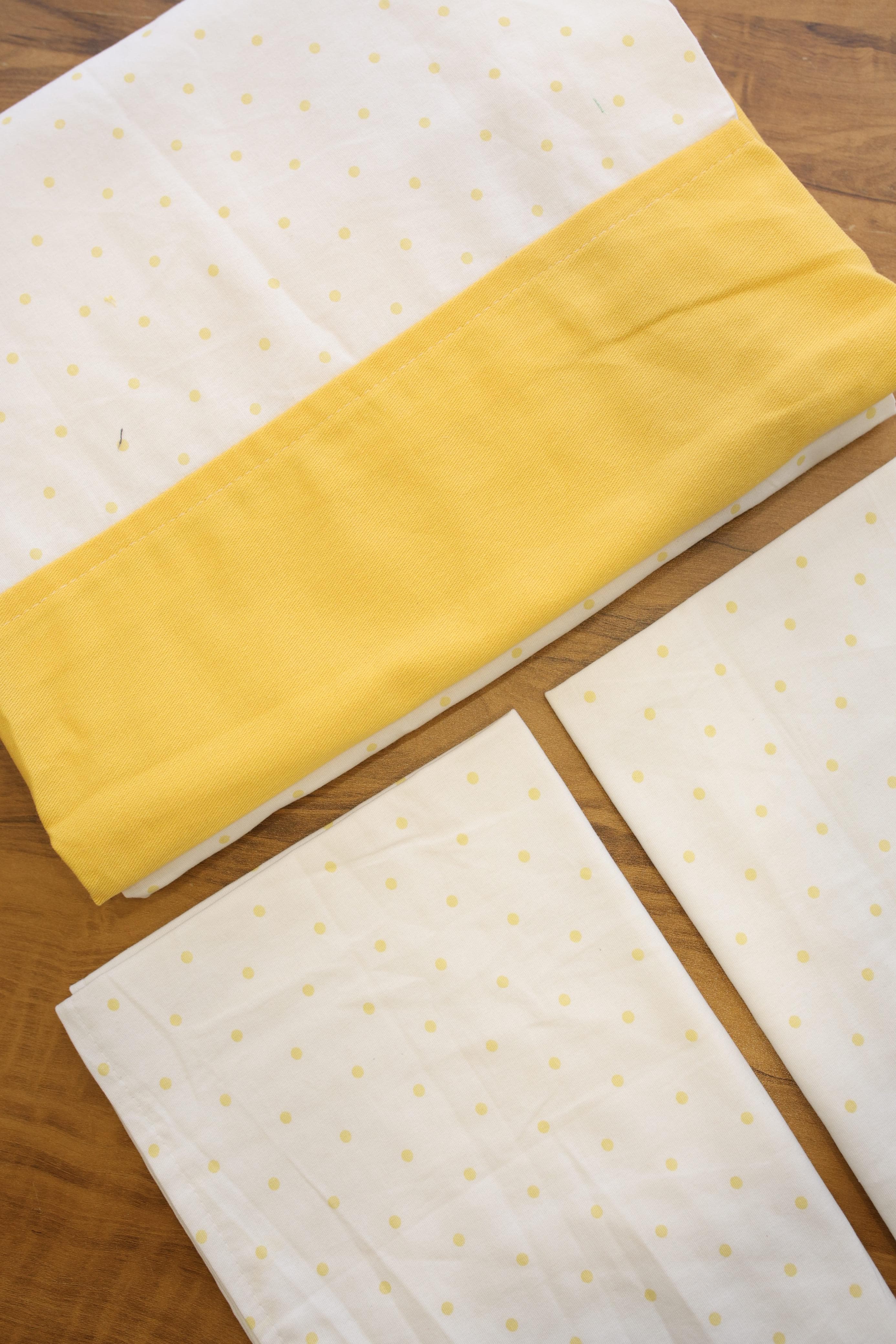 Bedsheets - Queen daily use border bedsheets