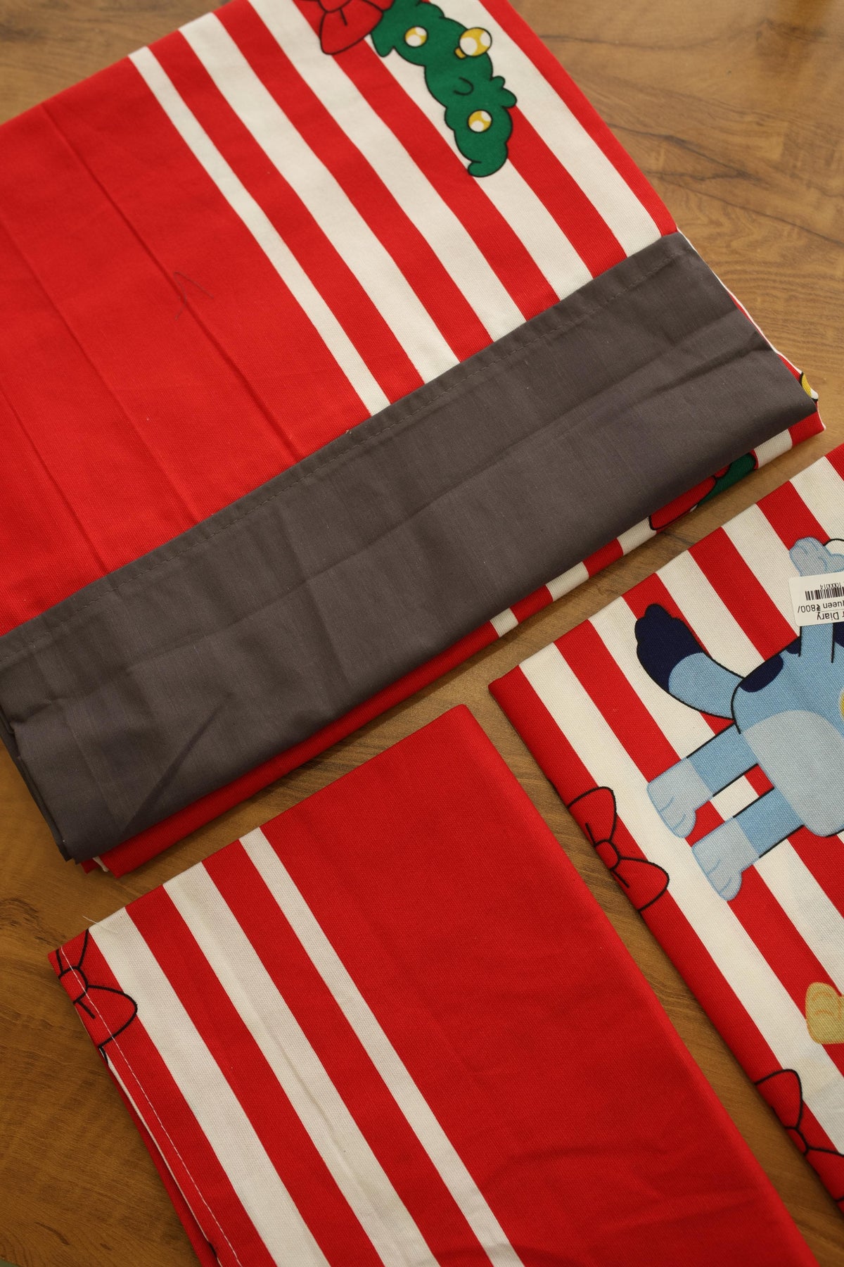 Bedsheets - Queen daily use border bedsheets