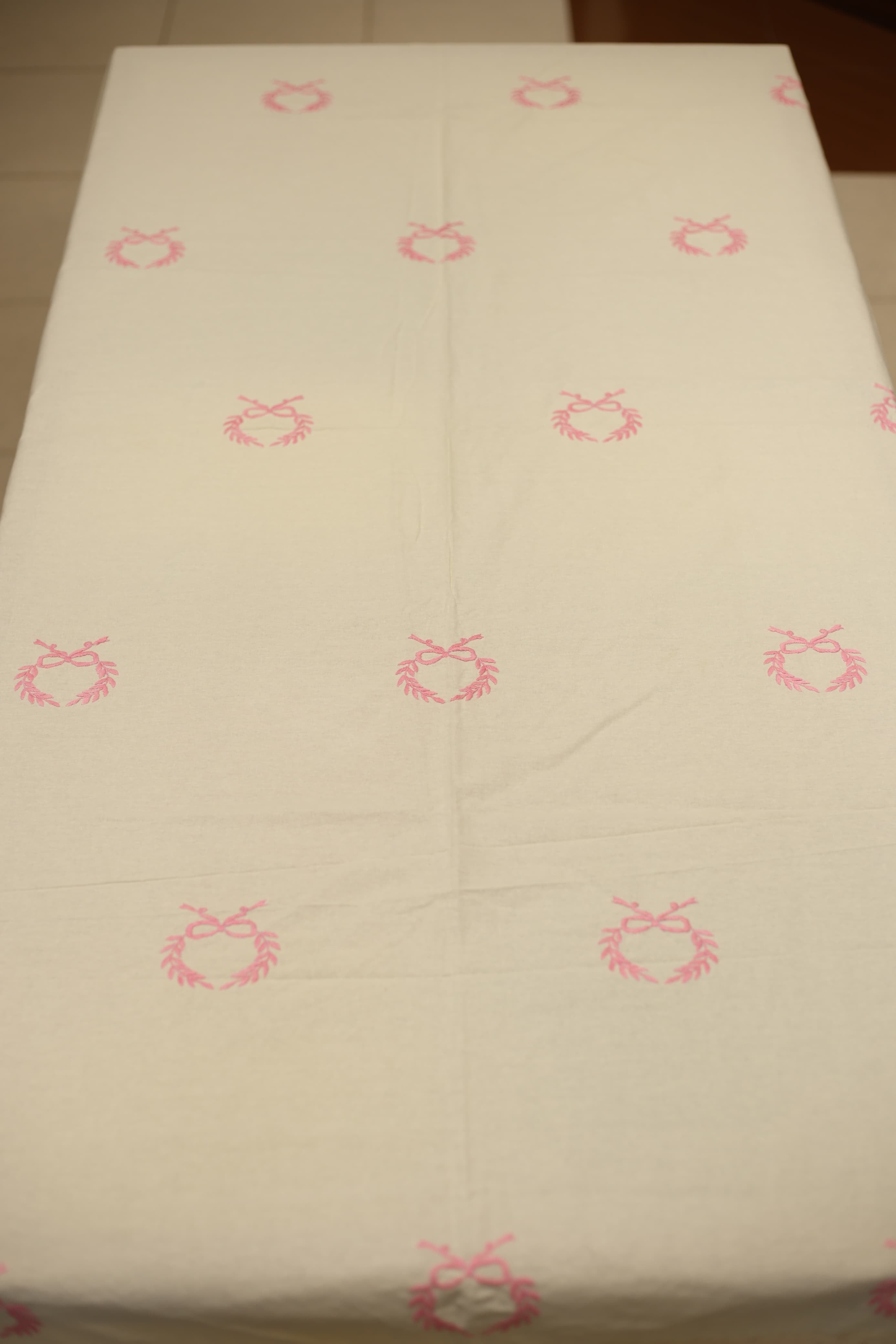 Table cloth - 8 seater hand embroidery