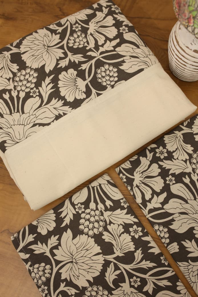 Bedsheets - King daily use border bedsheets