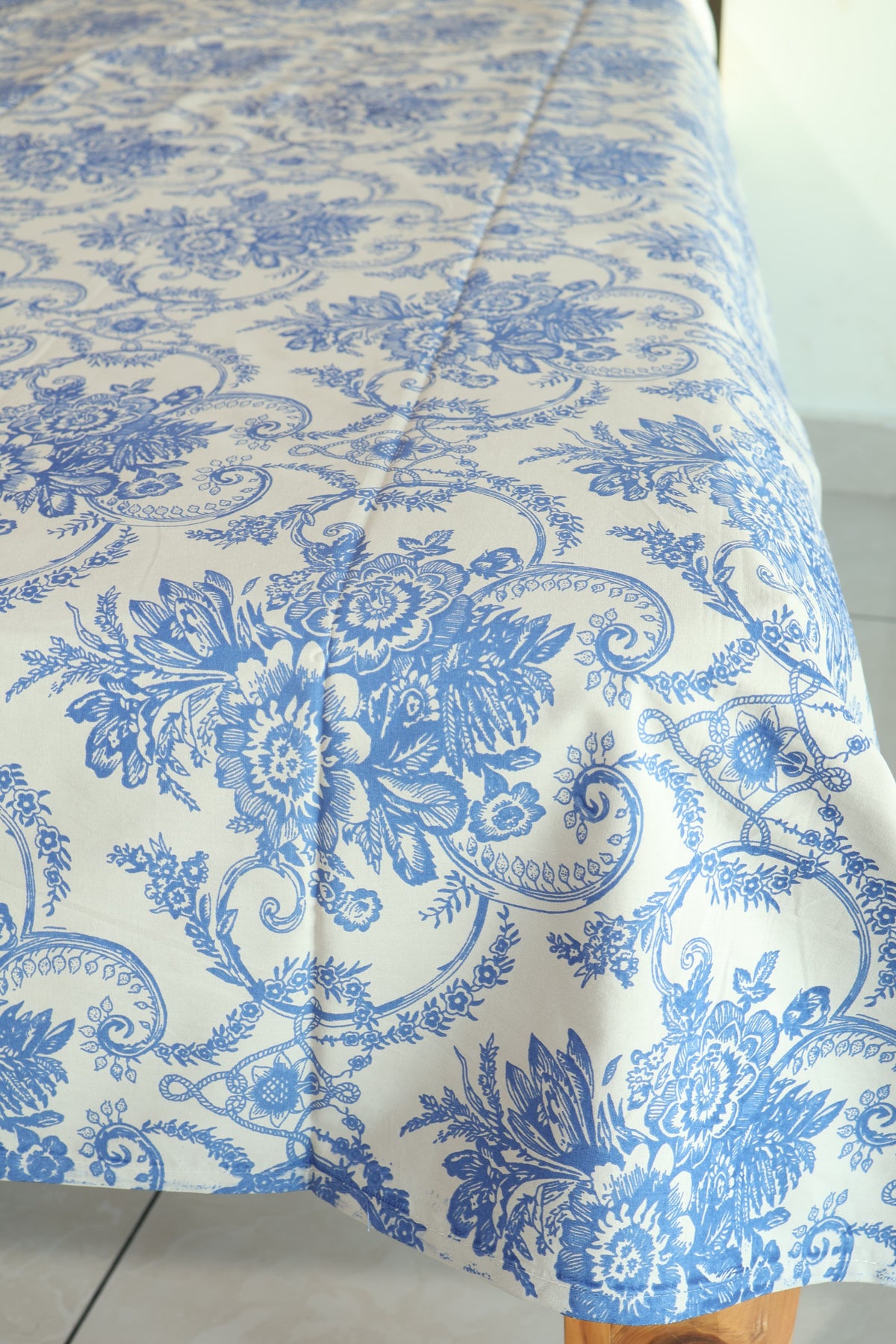 Table cloth - 6 seater