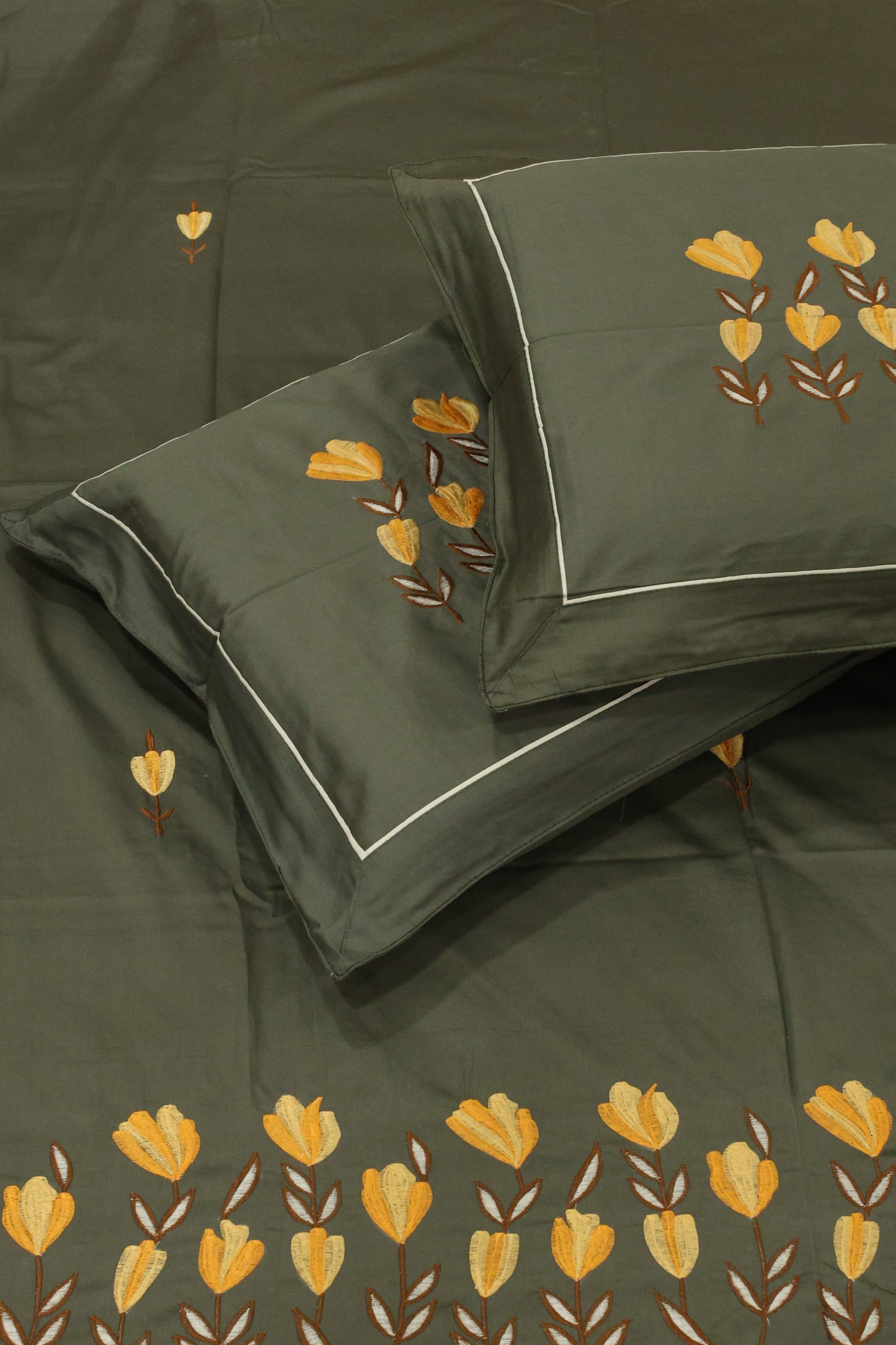 King Size Premium Machine Embroidery Bedsheet Set with 2 Pillow Covers (108x108")