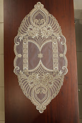 Teapoy Runner - Silky runner / table centre