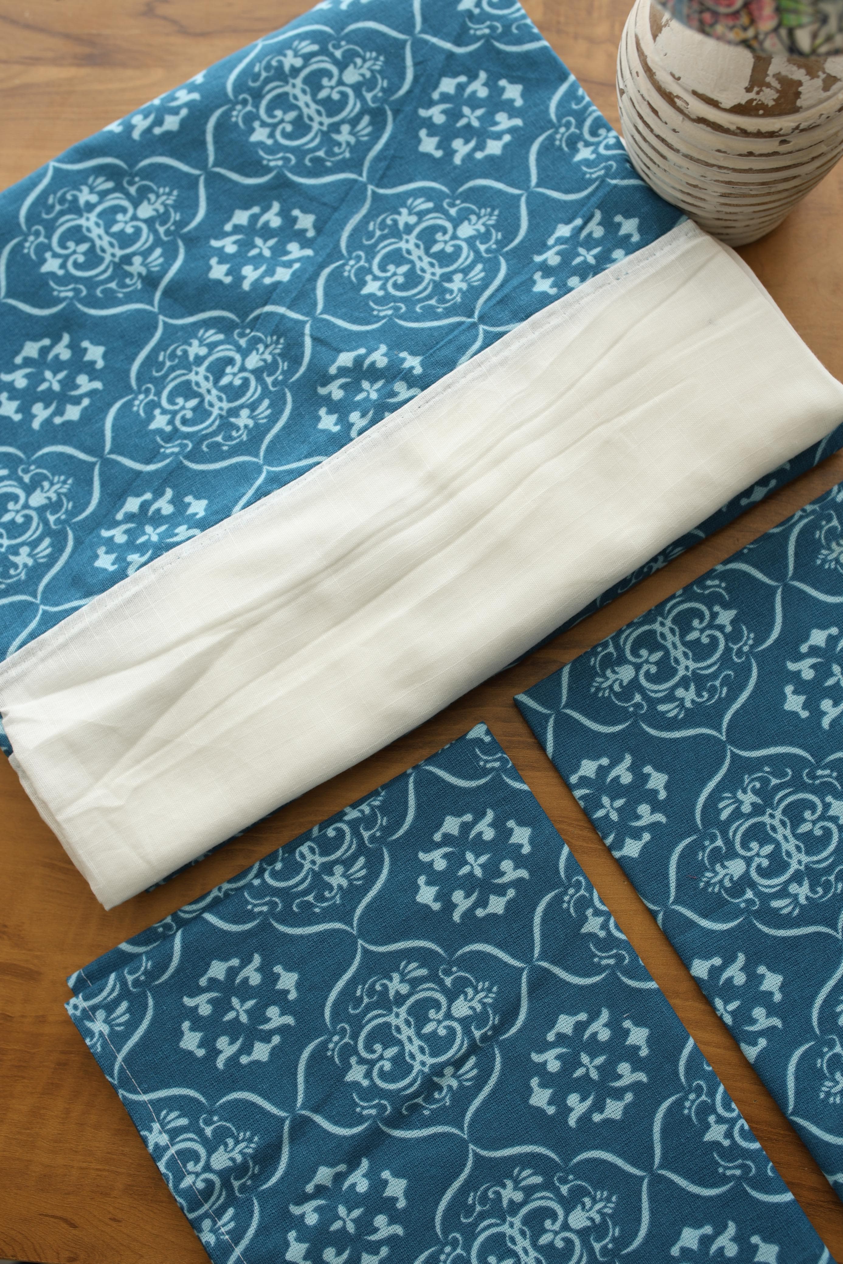Bedsheets - Queen daily use border bedsheets
