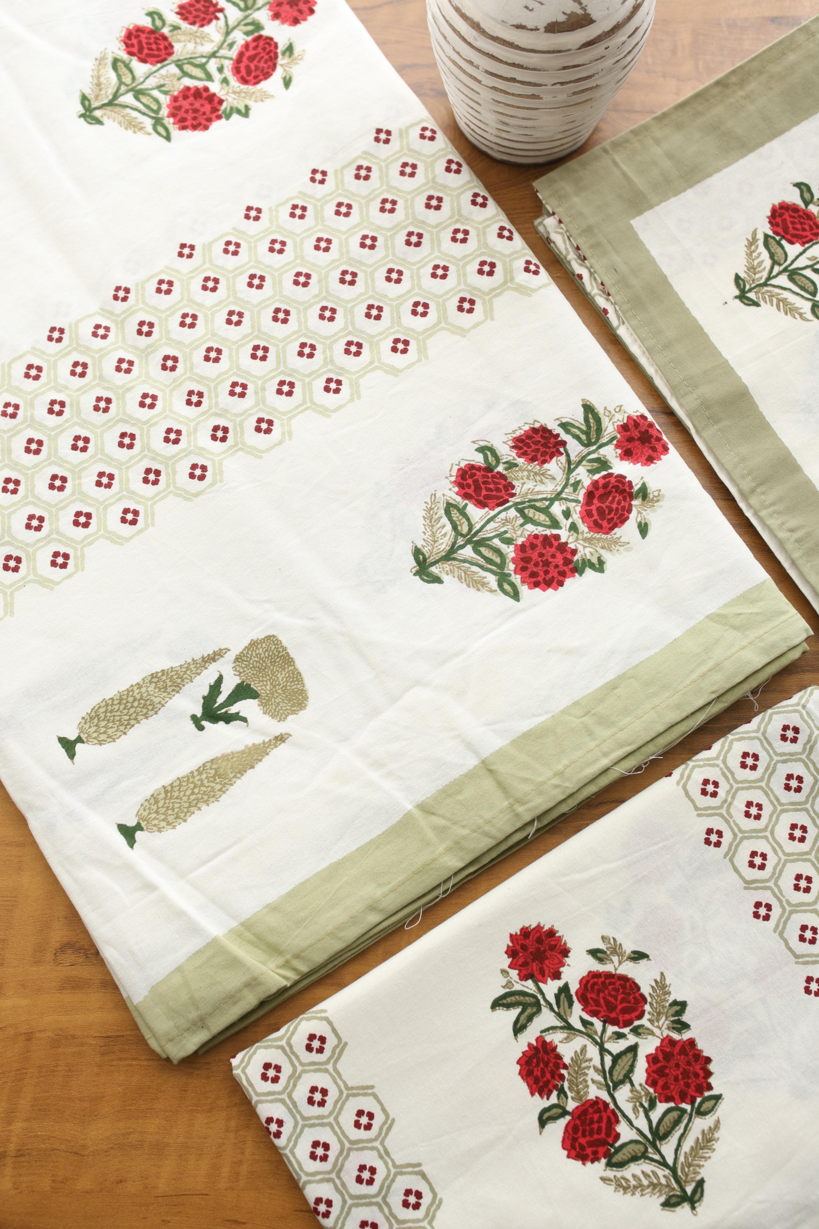 Bedsheets - Handblock queen rajwada print bedsheets