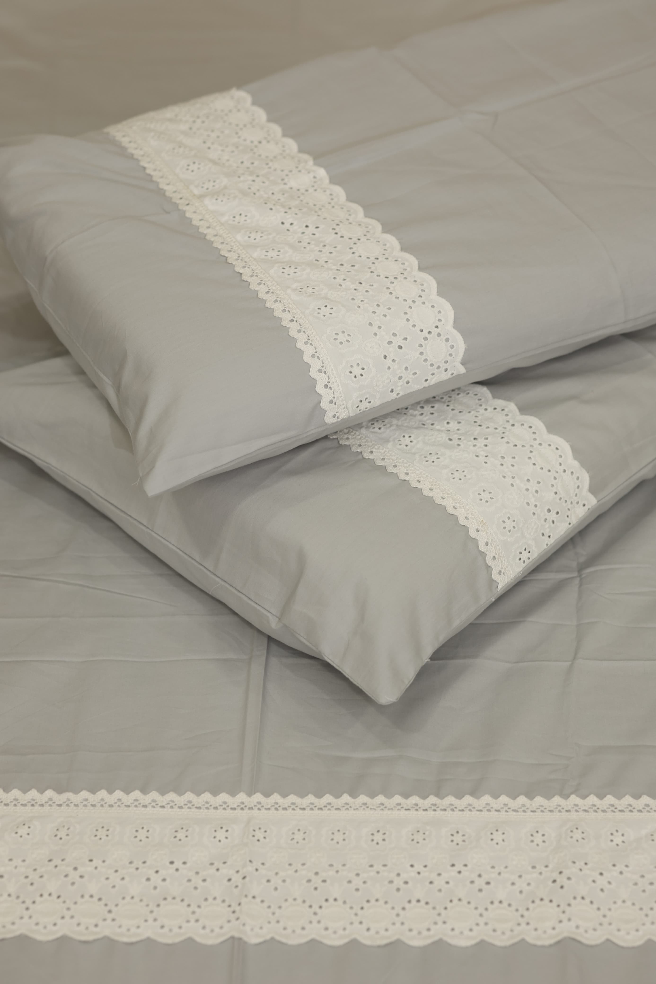Premium Soft Cotton Lace Bedsheet Set – King Size