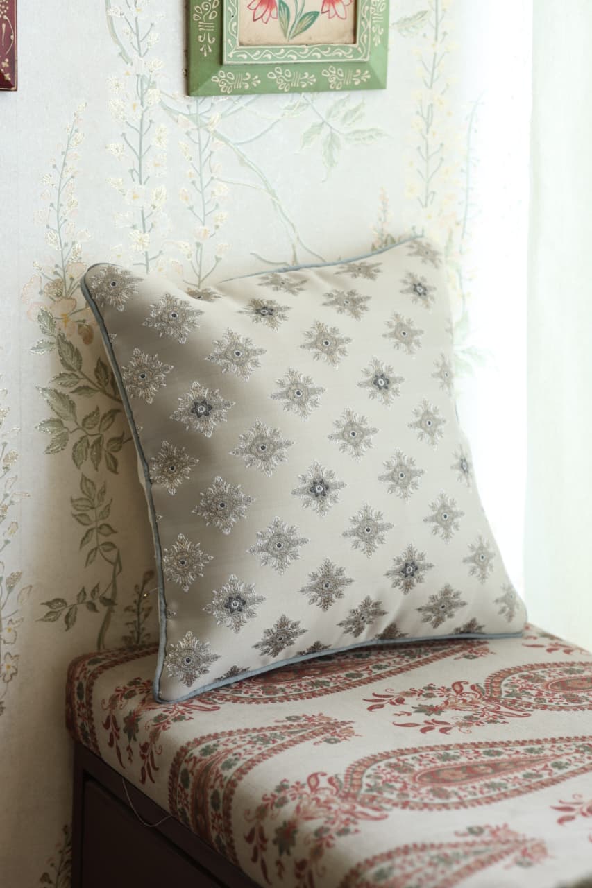 Cushion covers : Heritage Tapestry Collection