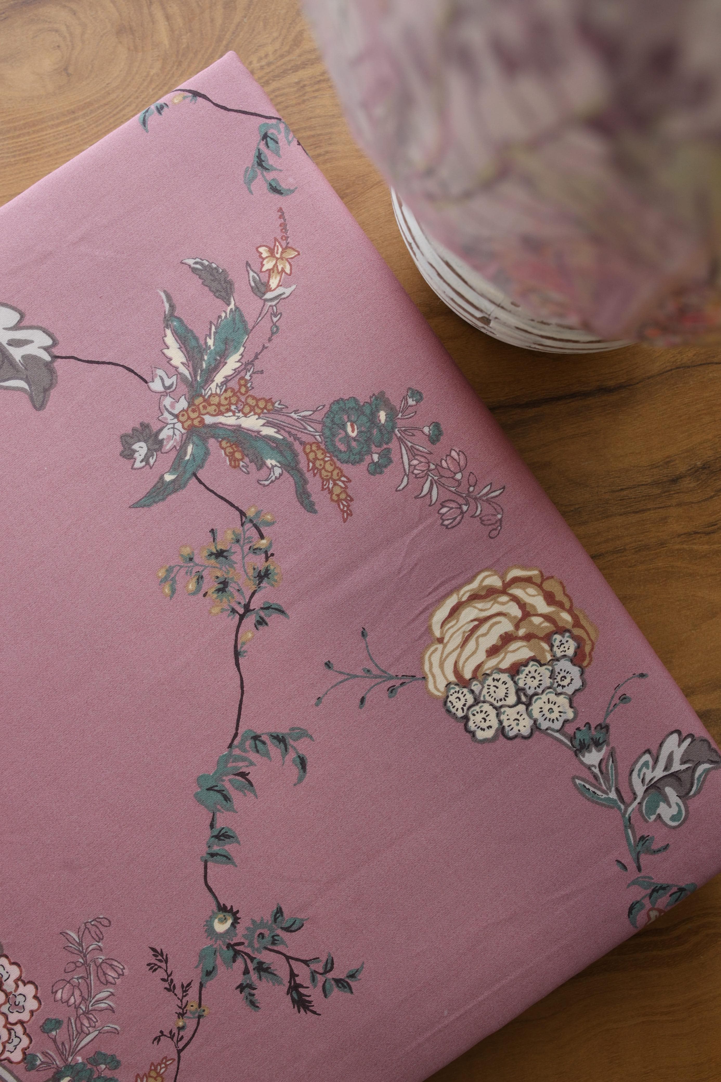 Bedsheets - King soft cotton floral bedsheets Vintana