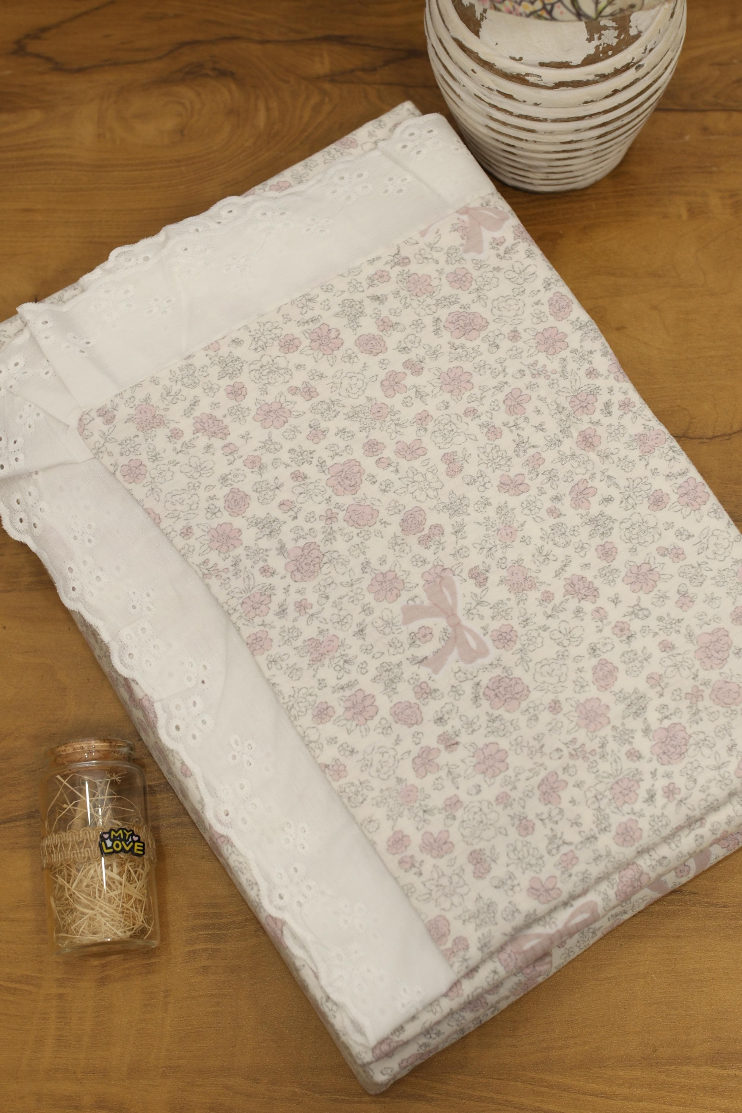 Bedsheets - King soft cotton lace bedsheets majestic Reva