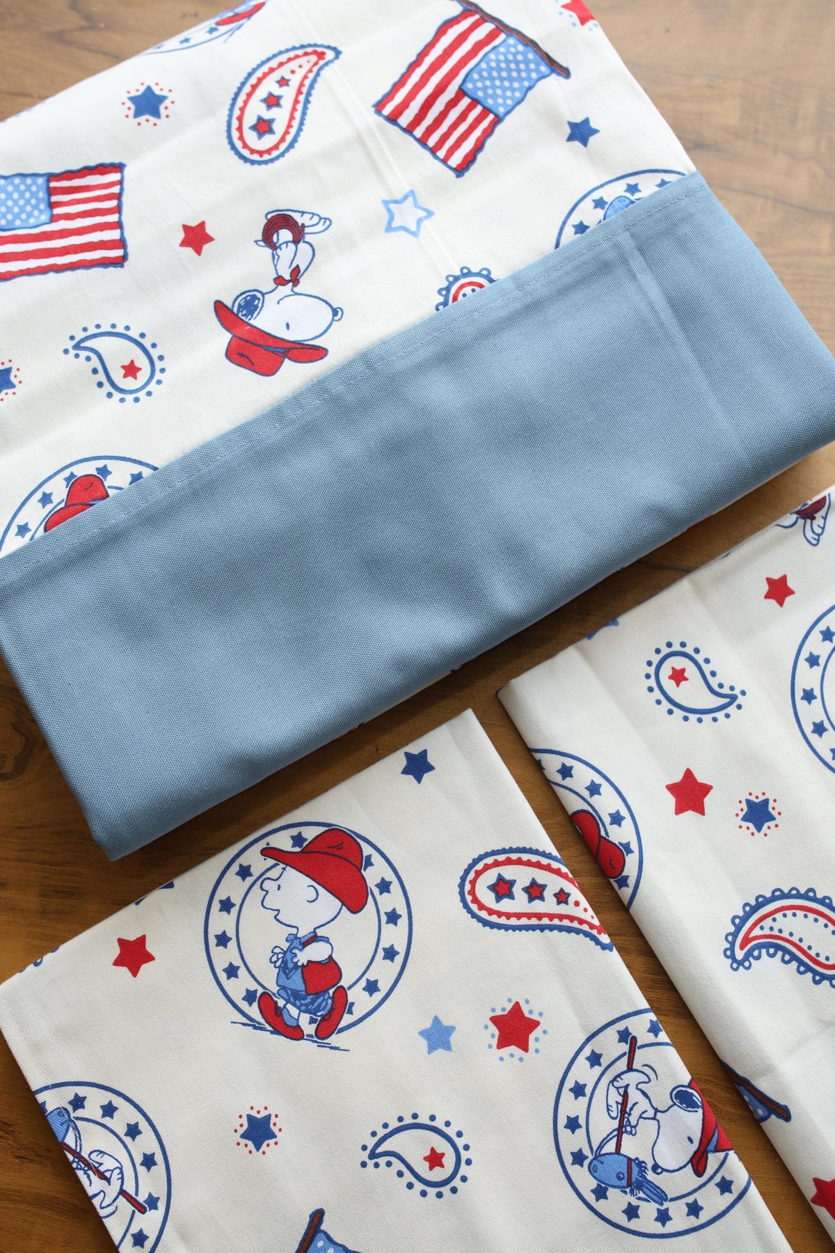 Bedsheets - King daily use border bedsheets