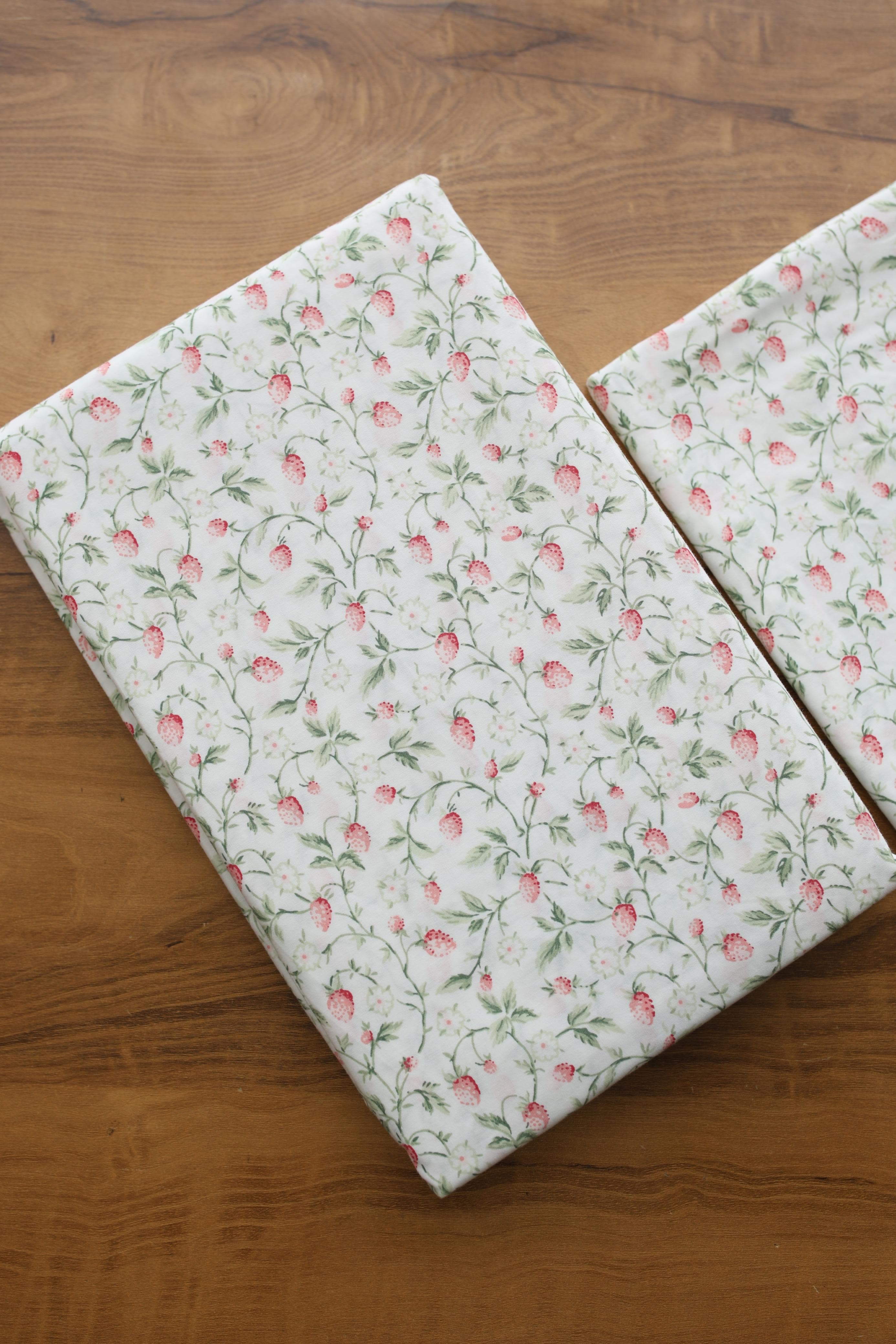 Single Soft Cotton Vintana Printed Bedsheet