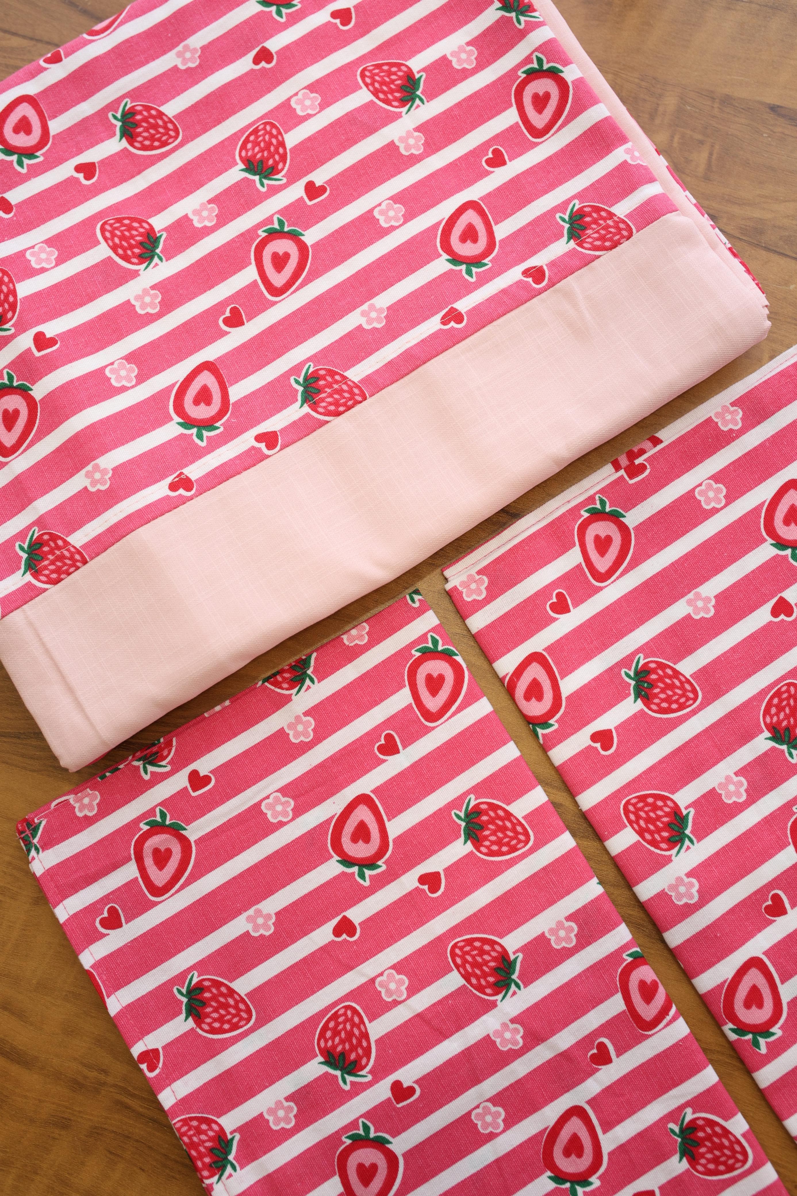 Bedsheets - Queen daily use border bedsheets