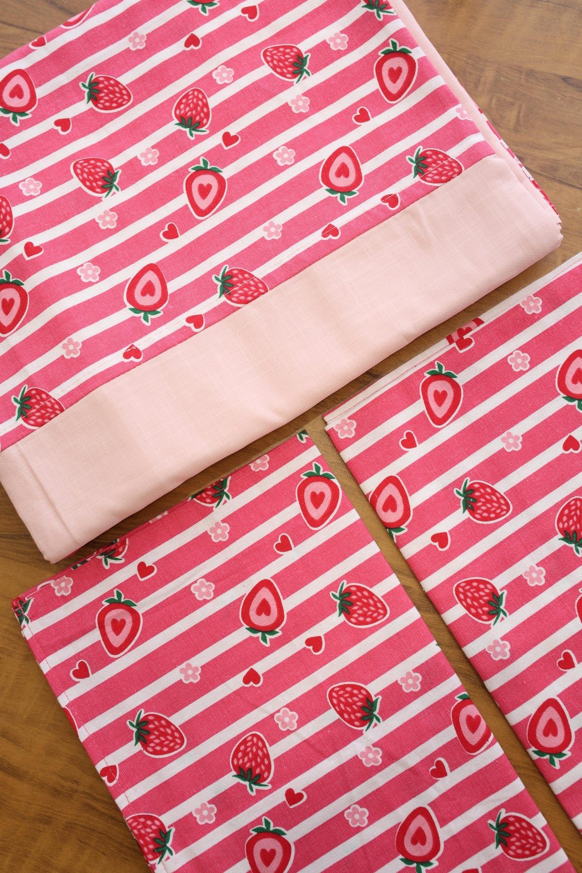 Bedsheets - Queen daily use border bedsheets