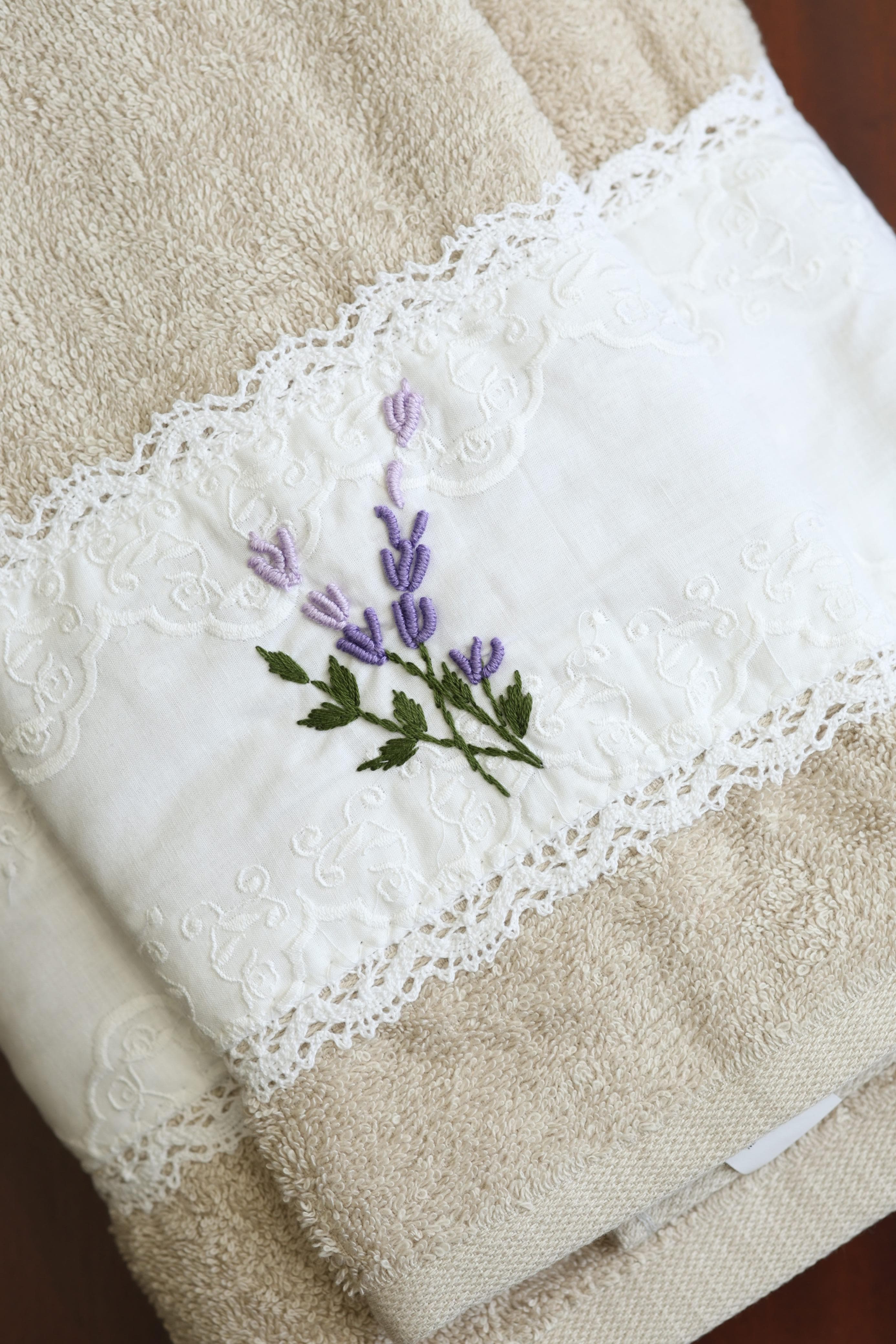 Premium Embroidery Towel Set
