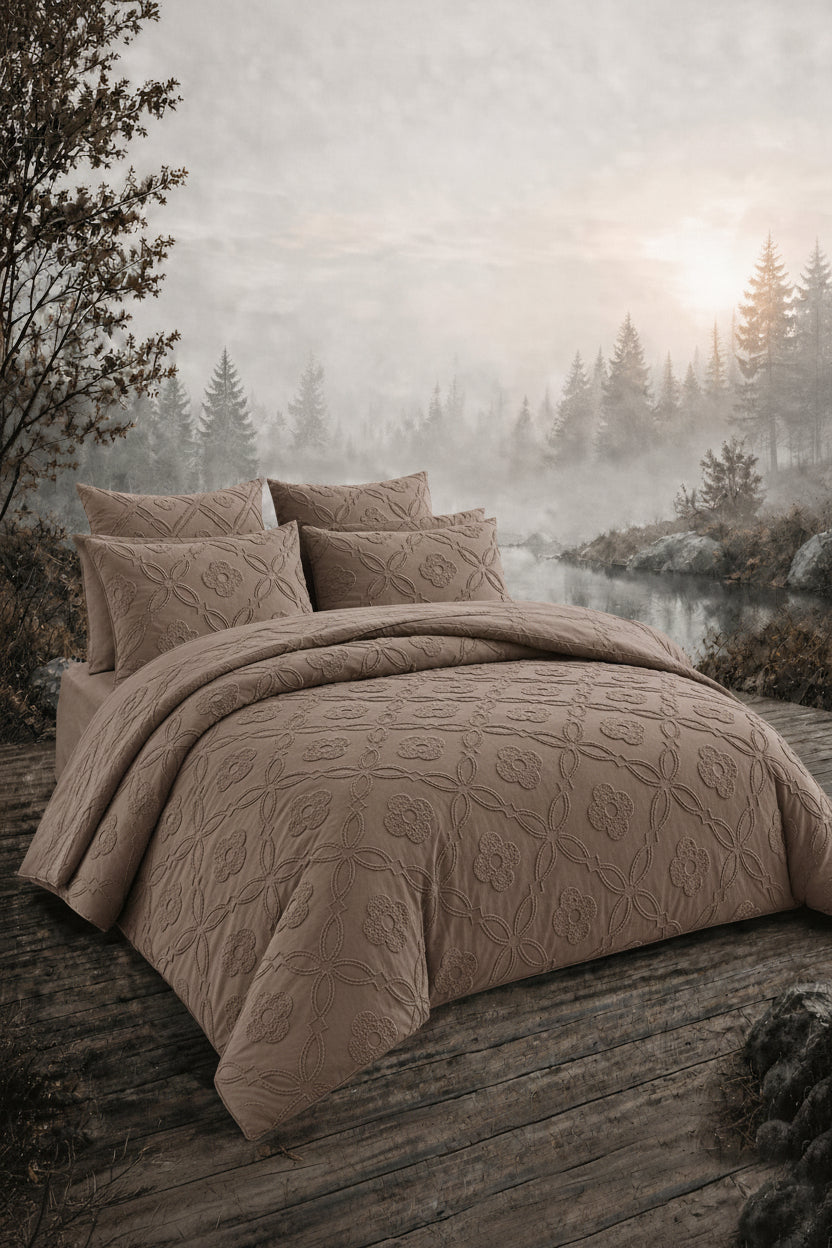 Comforter : Double WeavesComforter : Weaves (Without Pillow covers)