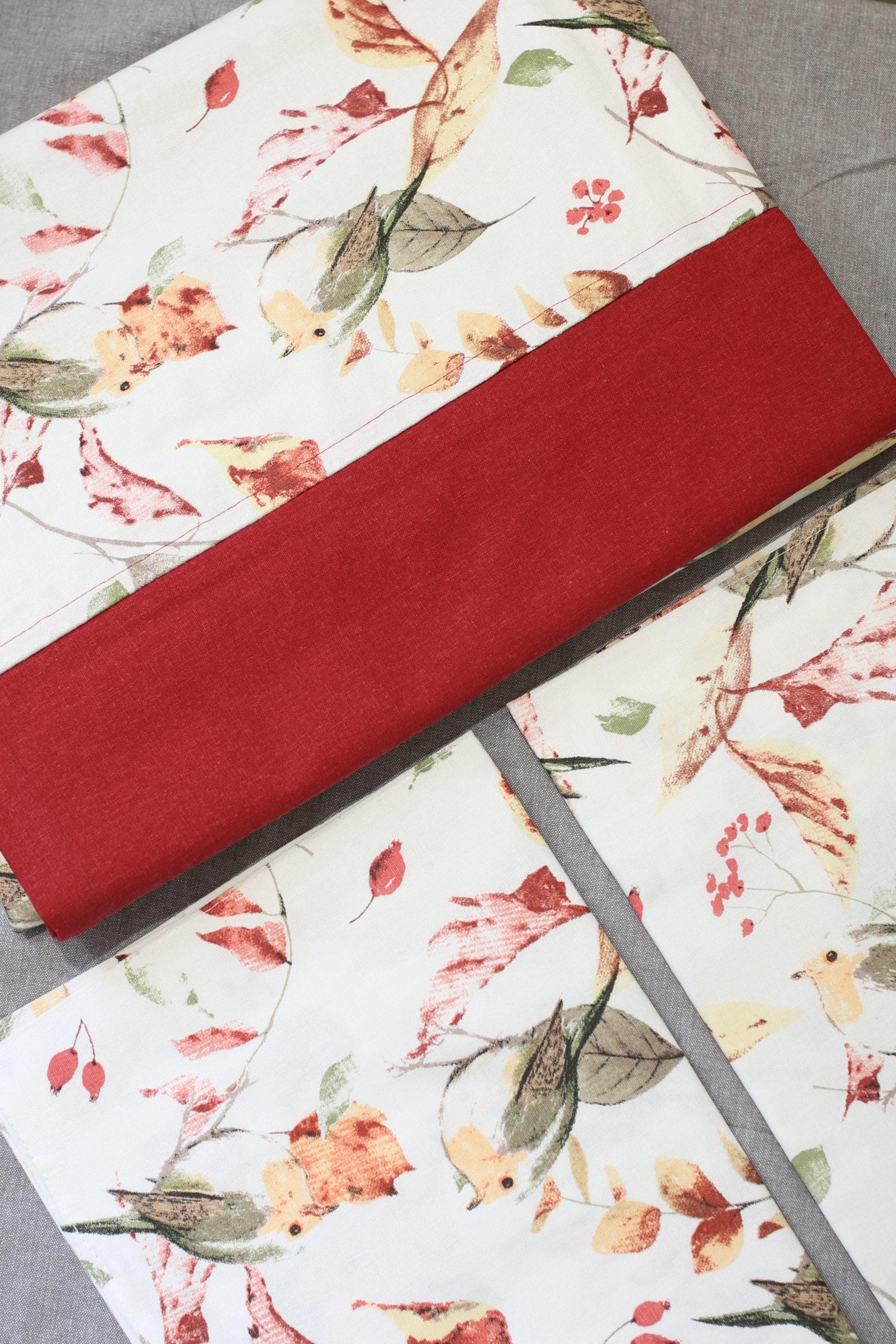 Bedsheets - Queen daily use border bedsheets