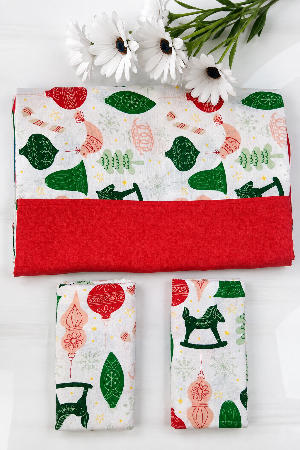 Bedsheets-Queen daily use border bedsheets
