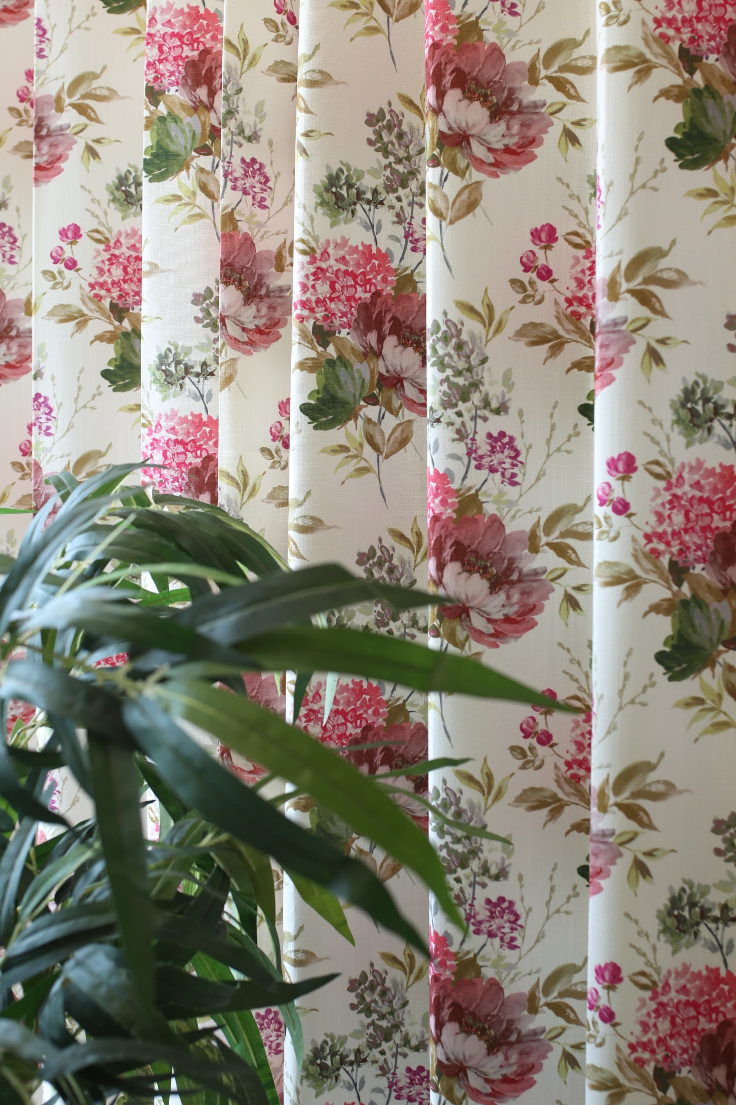 Curtains - Premium elegant floral Opaque curtains