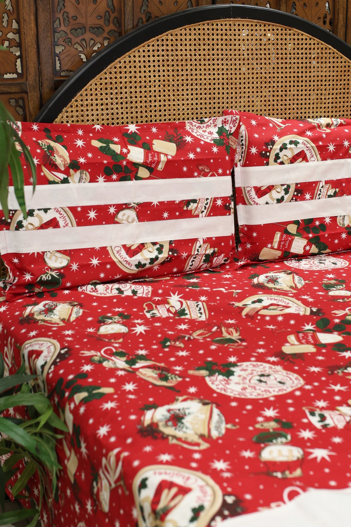 Queen Size Christmas Theme Bedsheet Set - Xmas Edition