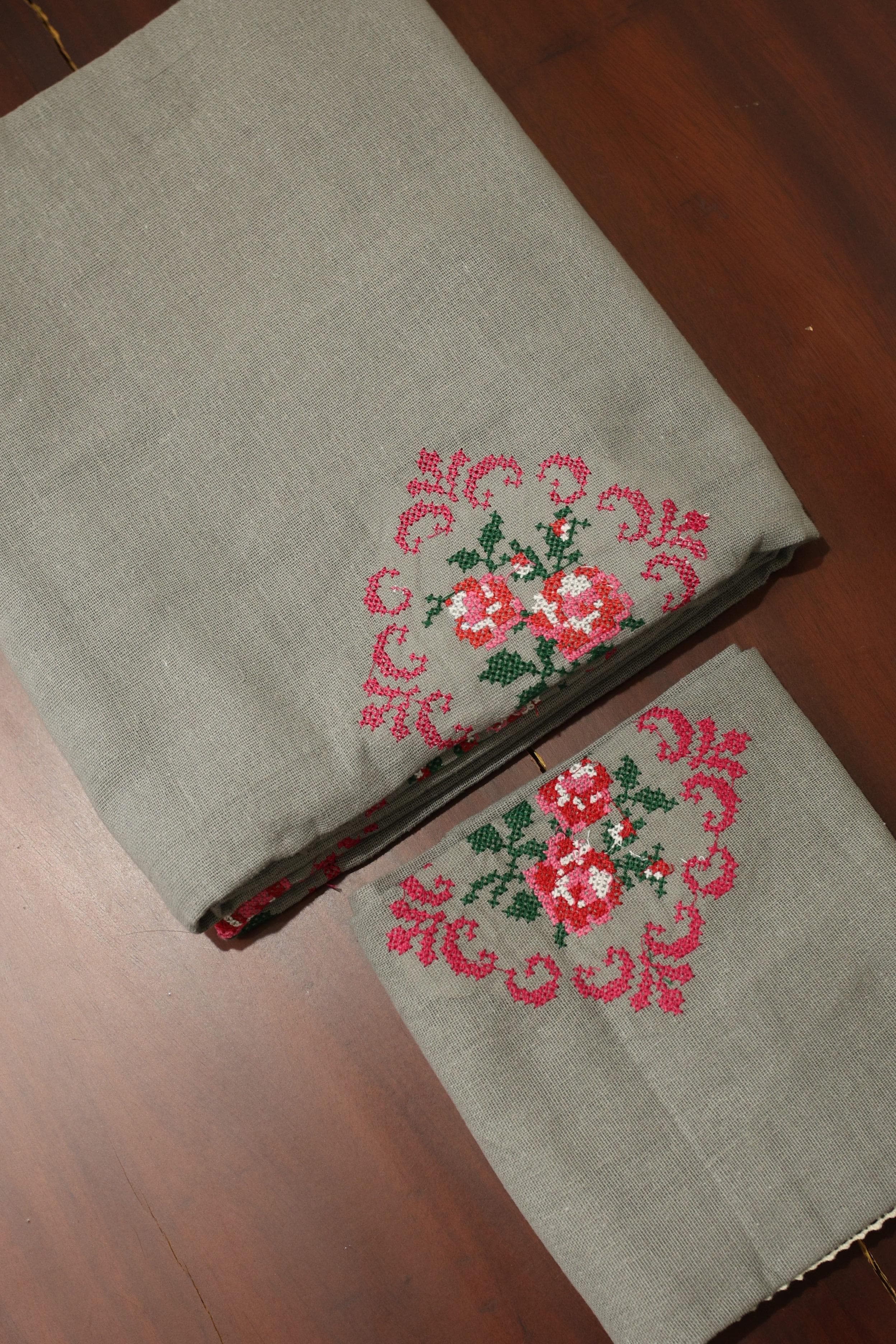Bedsheets - Single Cross stitch embroidery bedsheets