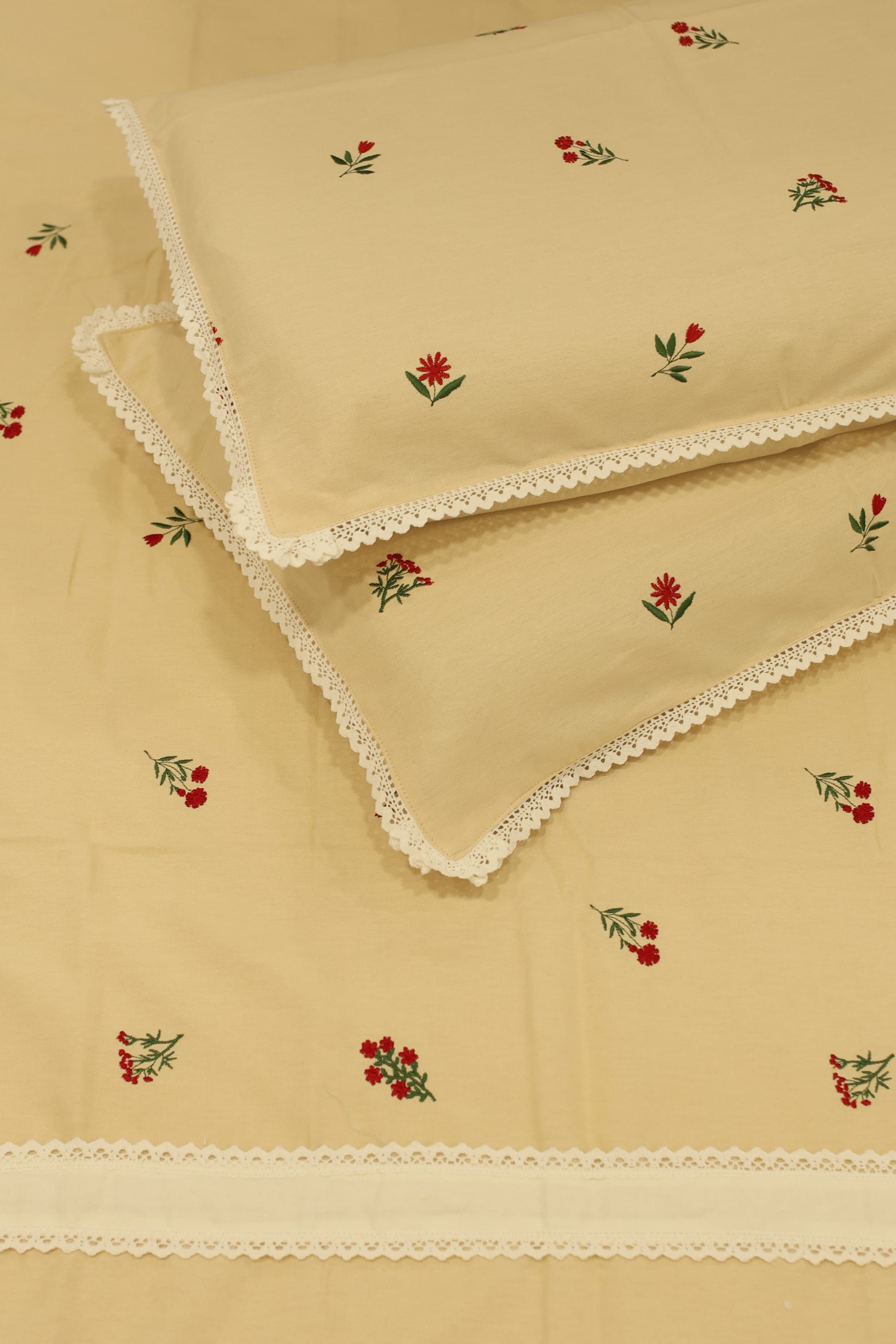 Bedsheets - King premium machine embroidery bedsheets