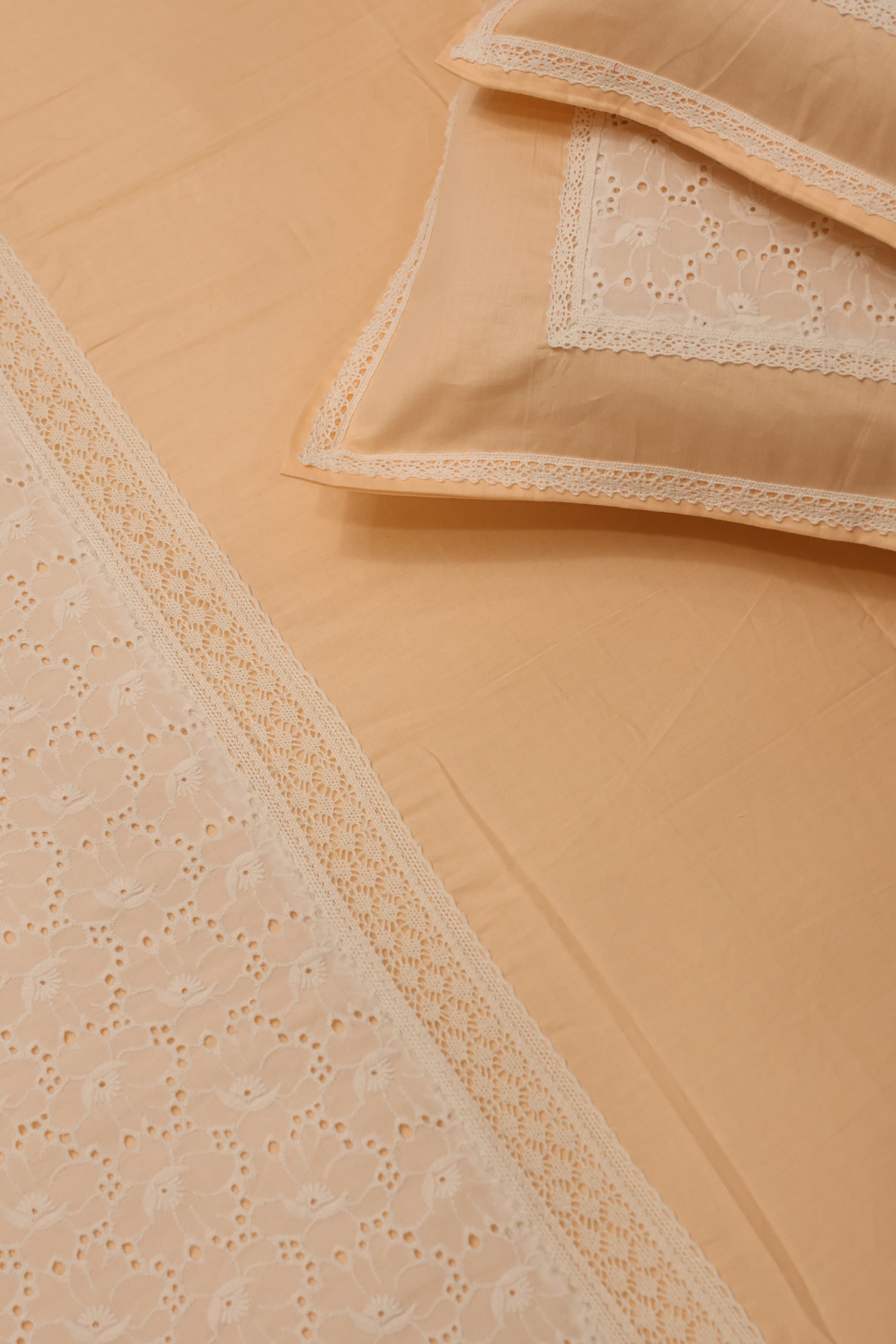 Bedsheets - Premium designer king bedsheets dd lace