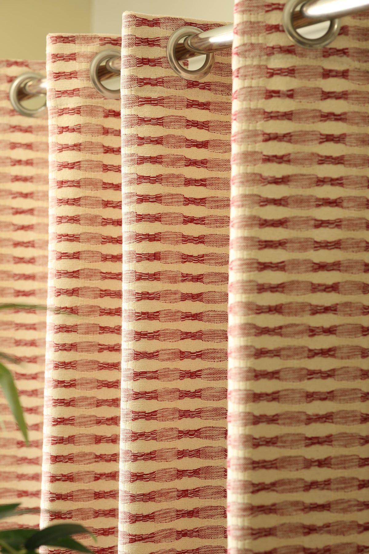 Curtains - Opaque curtains red