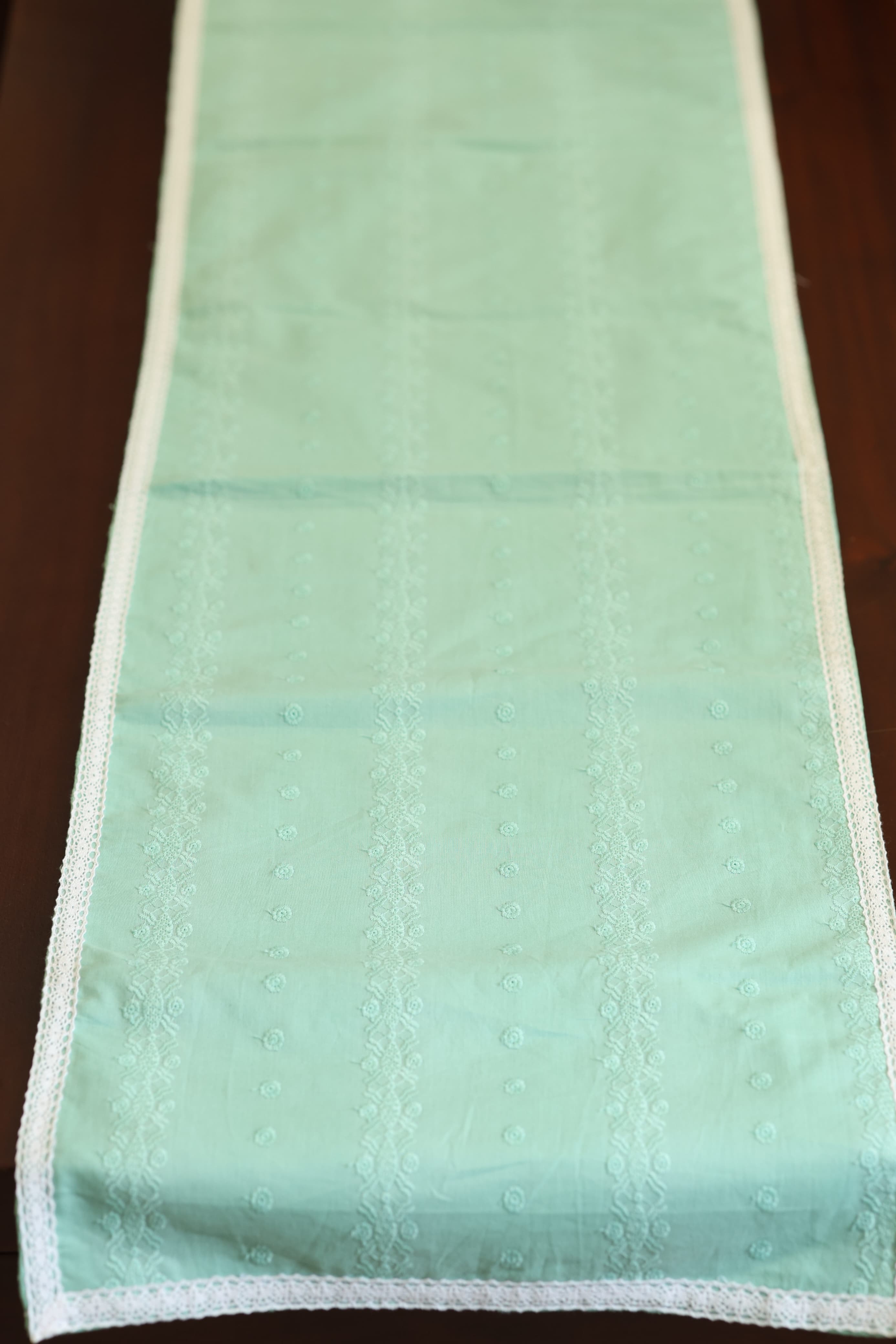 Table Runners - 8seater embroidery runner