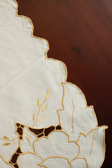 Table runners-Cut work