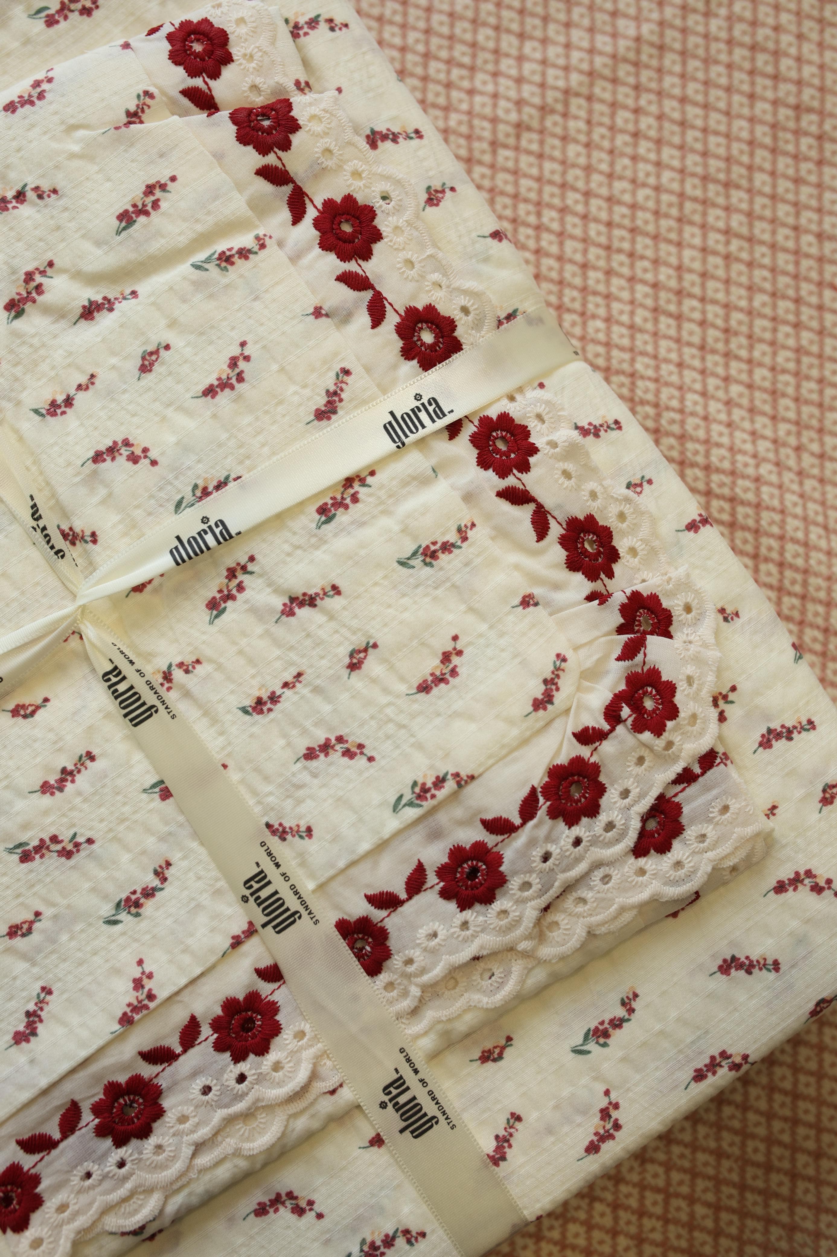 Bedsheets - Premium King soft cotton lace bedsheets majestic