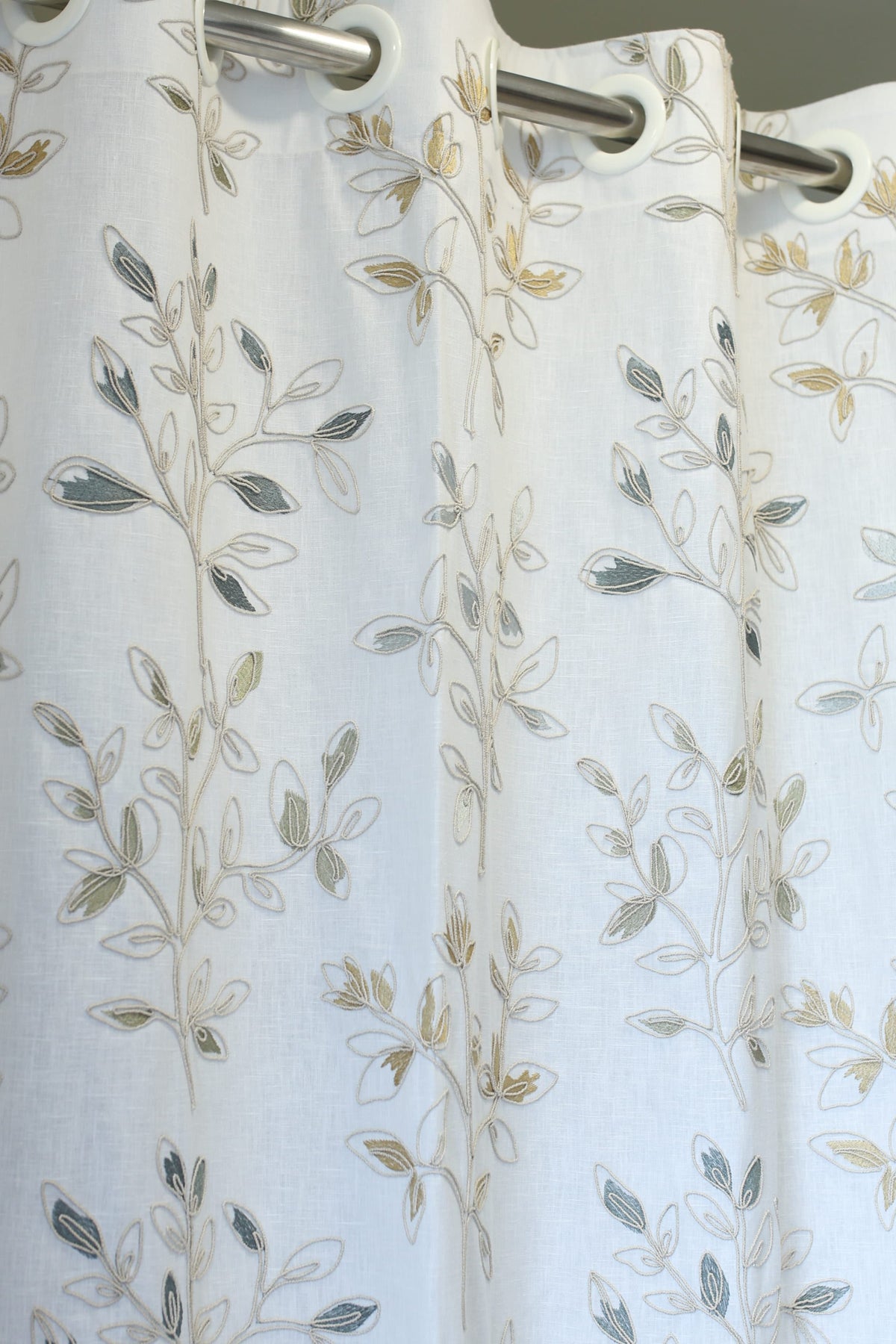 Curtains -Premium embroidery opaque curtain