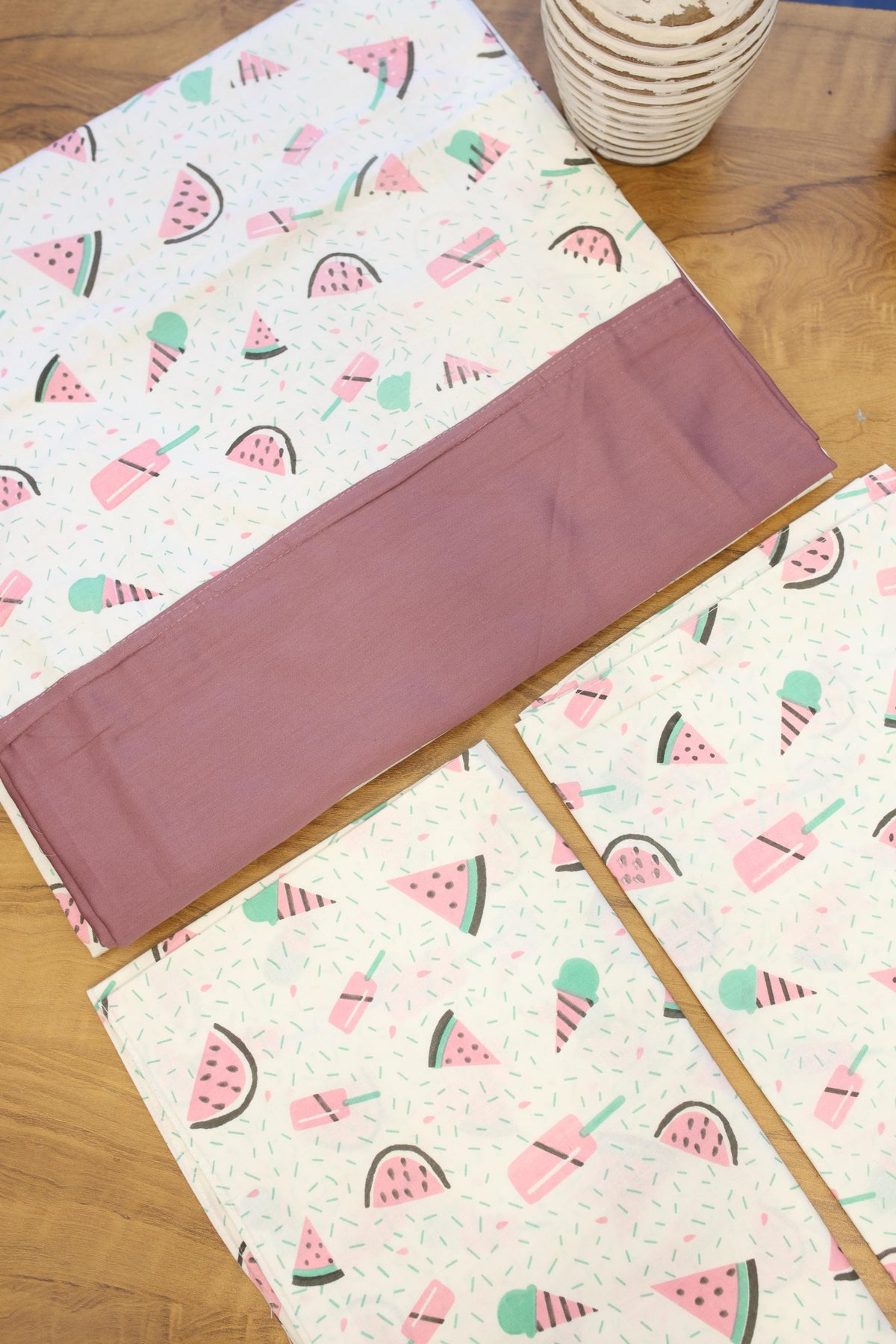 Bedsheets - Queen daily use border bedsheets