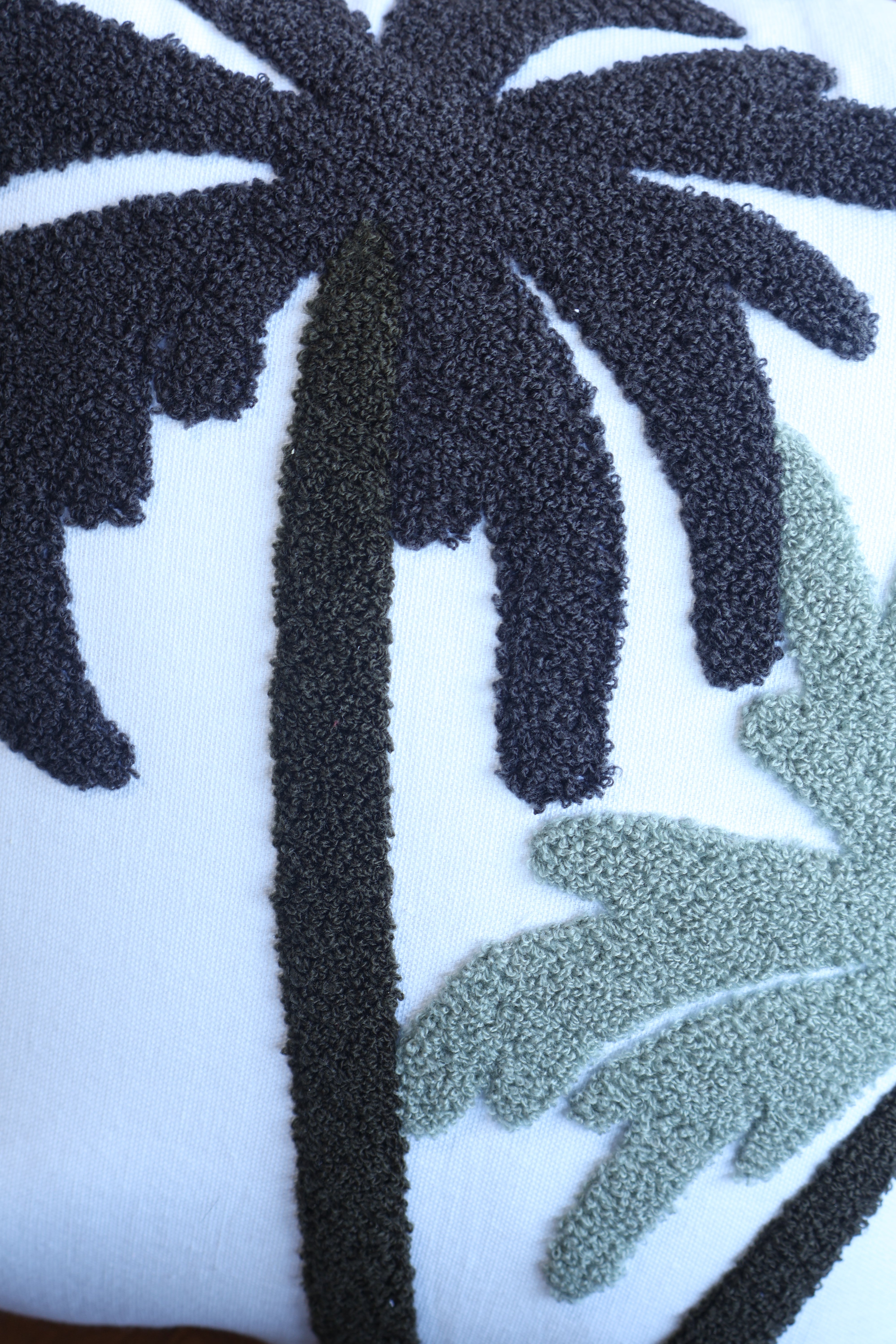 Cushion covers-Premium embroidery cushion covers