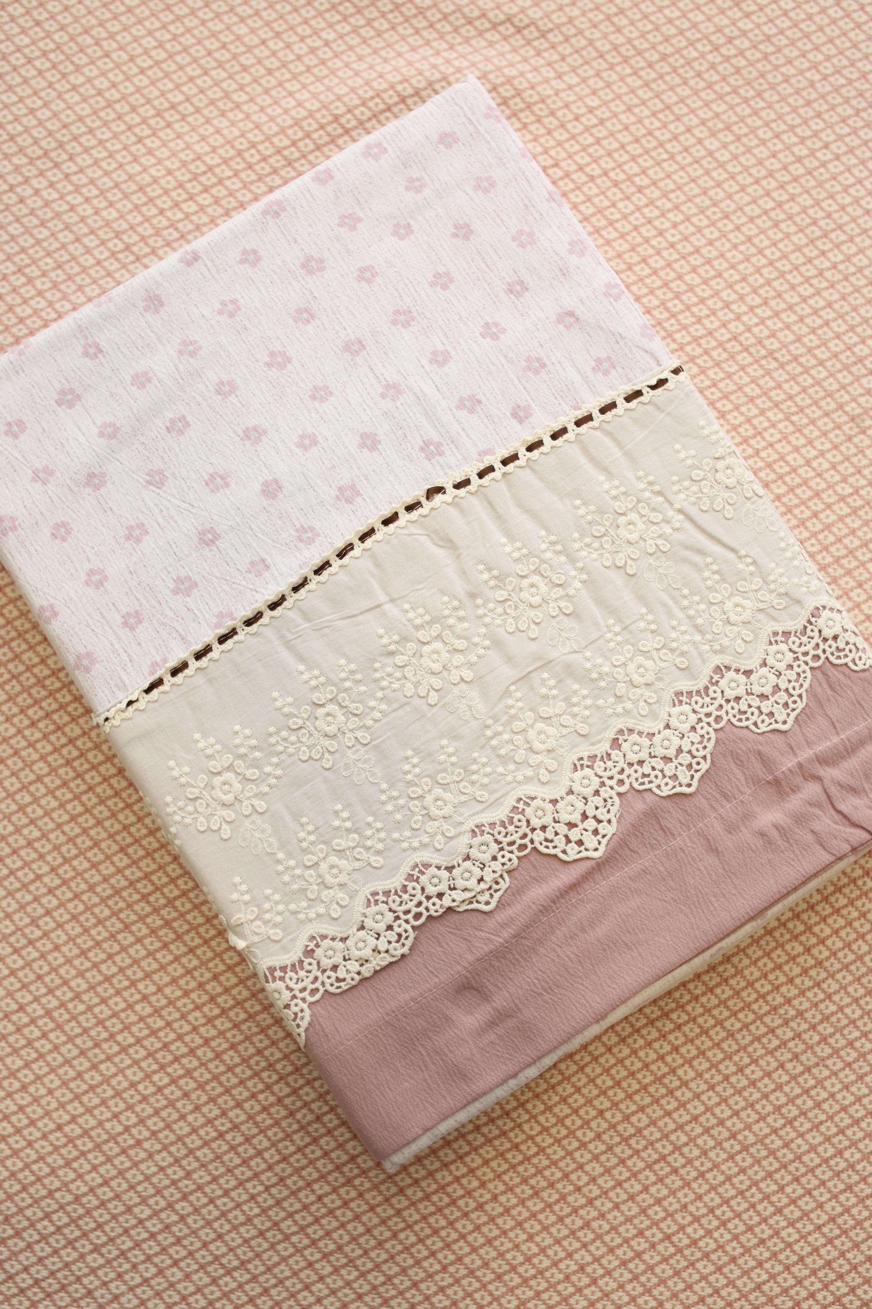 Bedsheets - Premium King soft cotton lace bedsheets majestic
