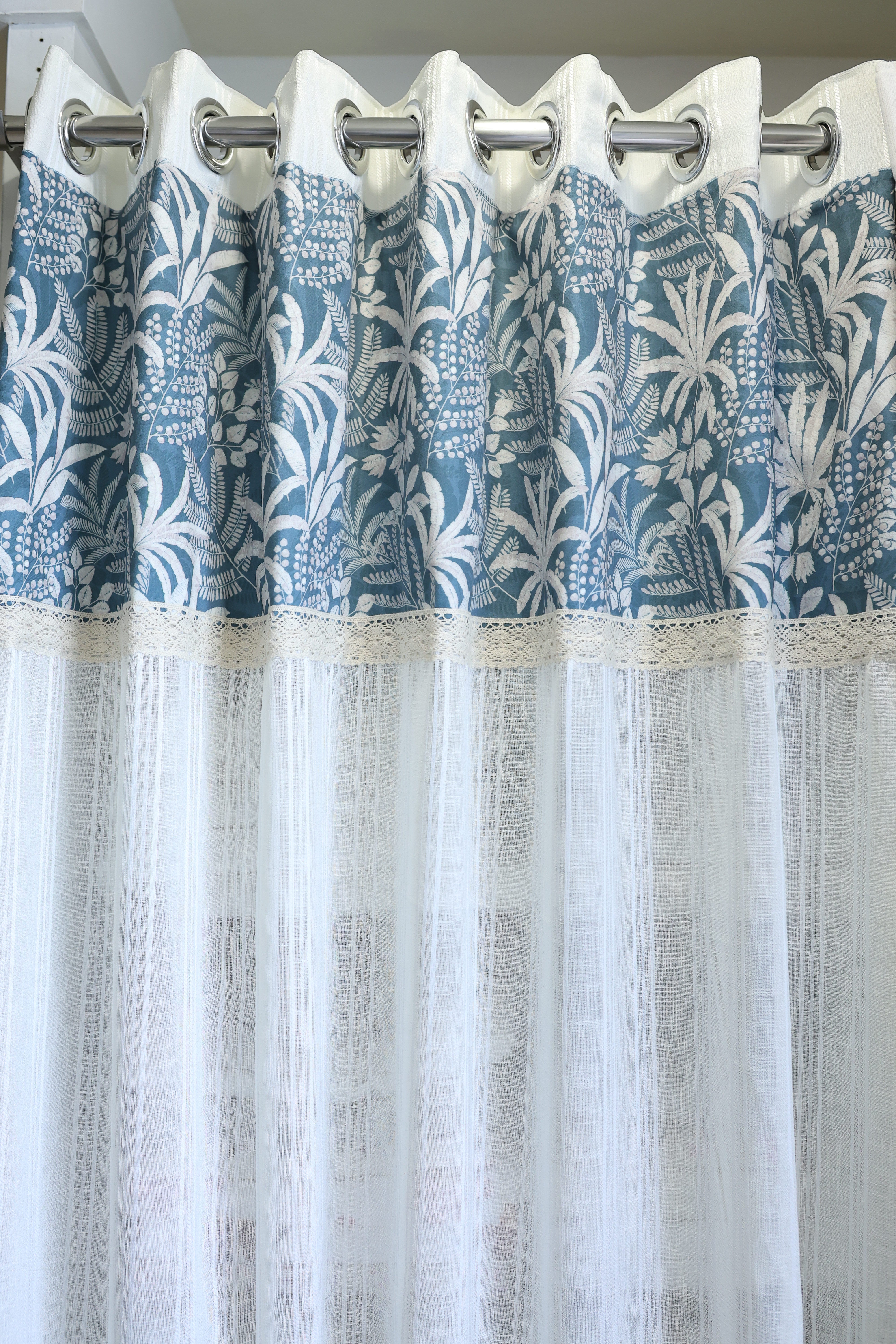 Curtains:Floral printed sheer curtains