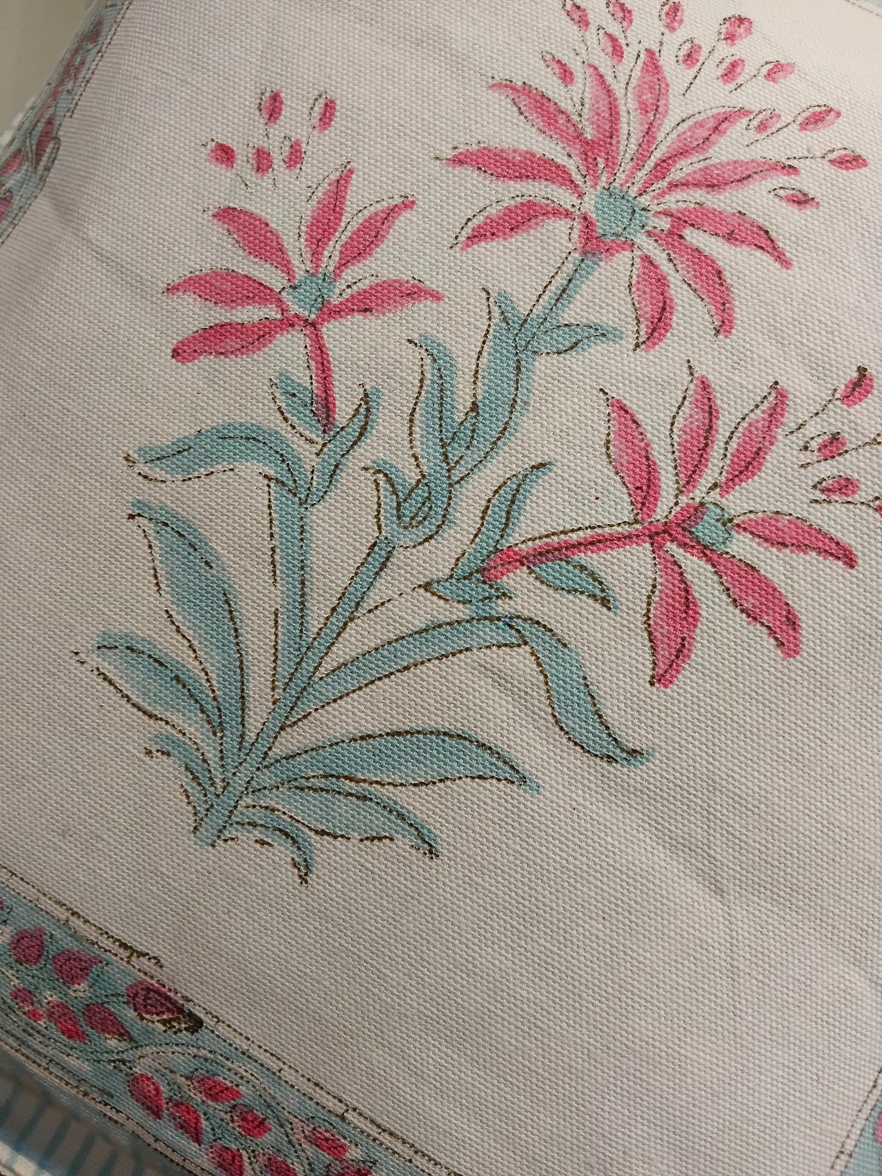 Handblock cushion cover|16×16