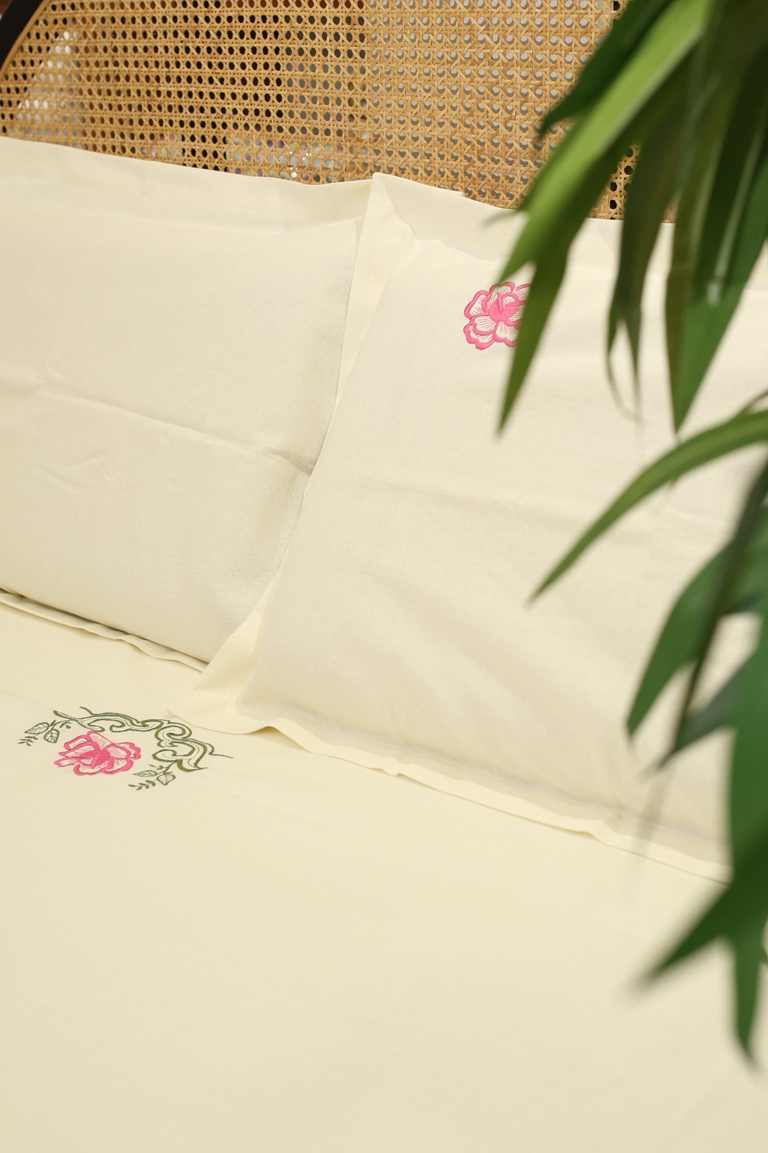 Bedsheets - Queen Premium machine embroidery bedspread off white base