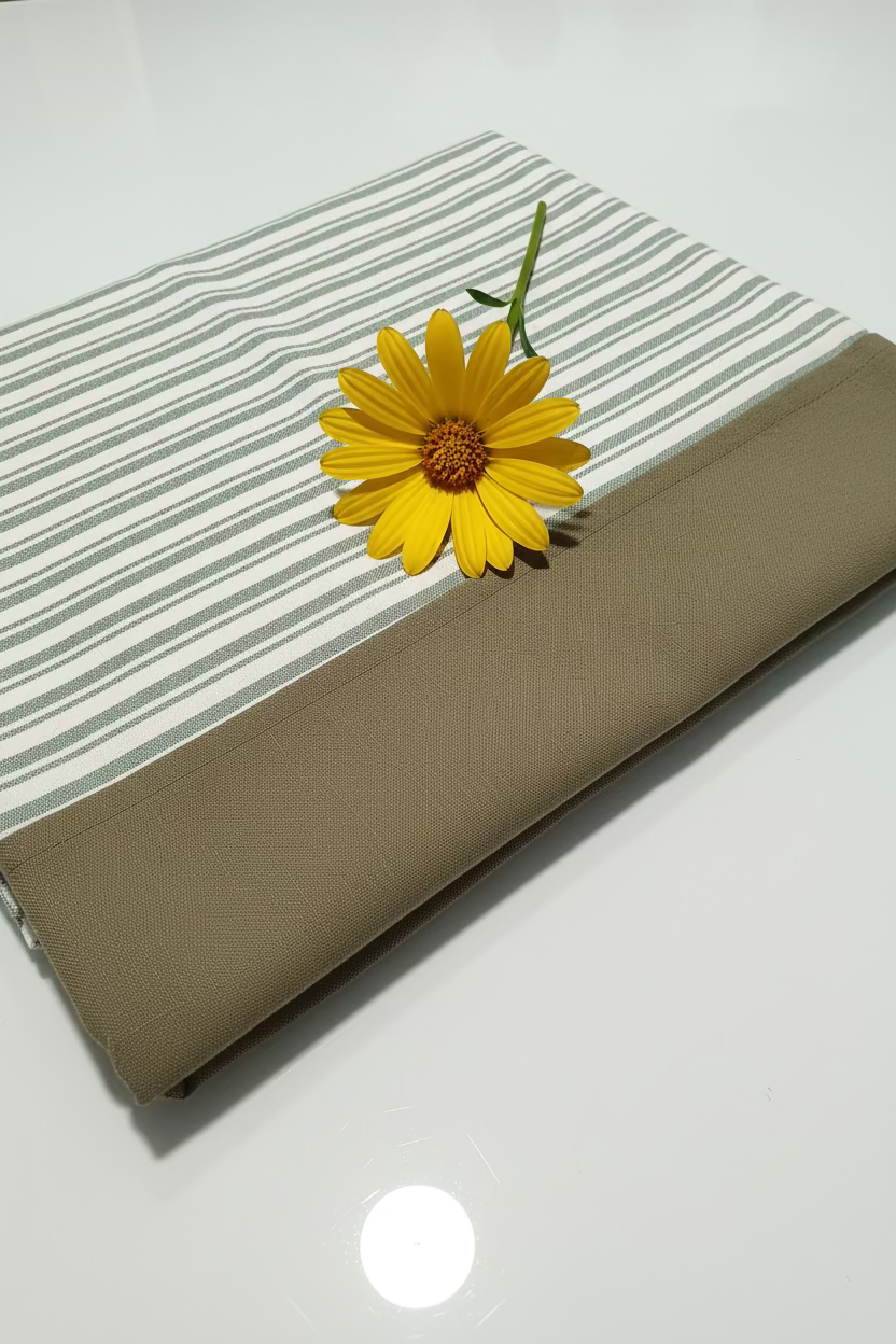 Bedsheets-Queen daily use border bedsheets
