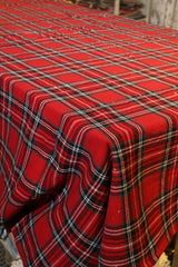 Table cloth -4 seater (152cm*138cm) Xmas collection