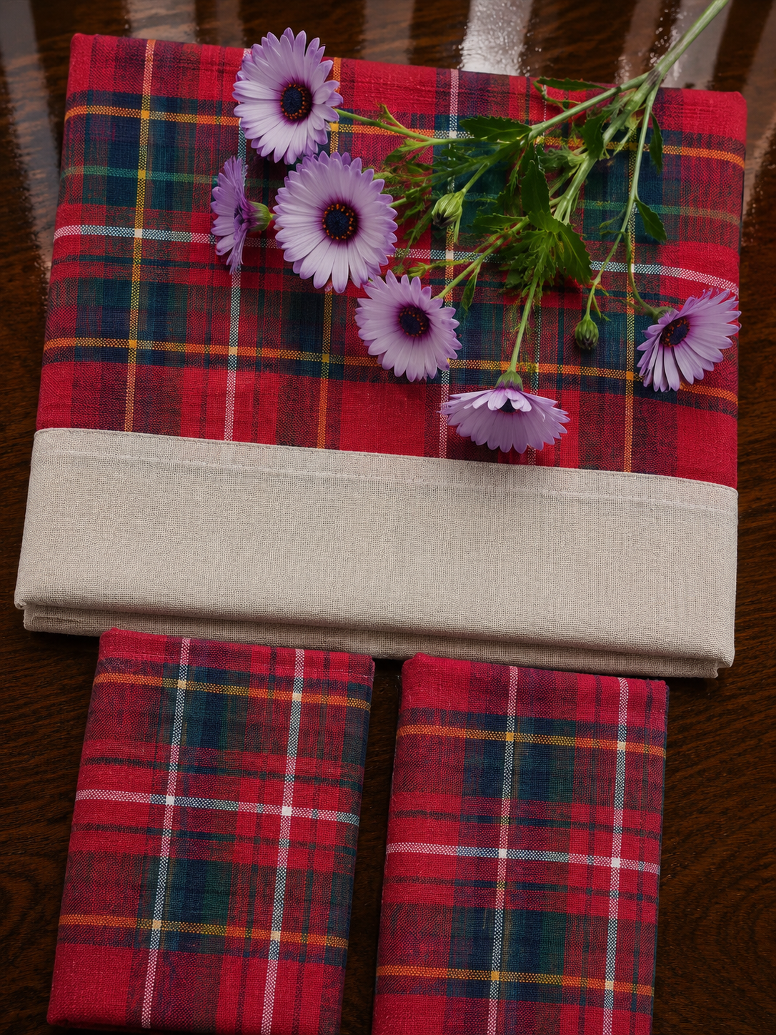 Bedsheets - King daily use border bedsheets
