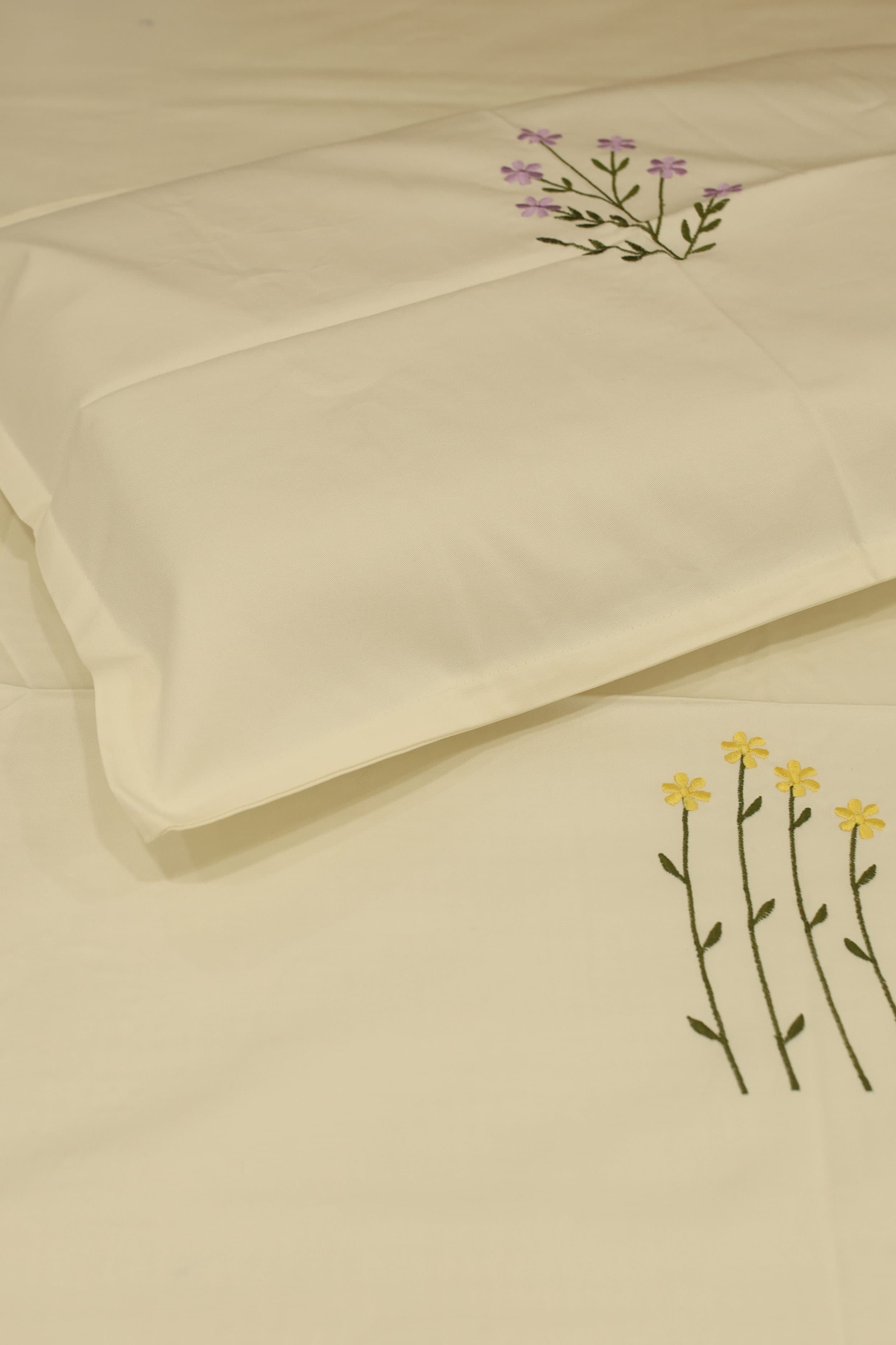 Bedsheets - single premium machine embroidery White bedsheets