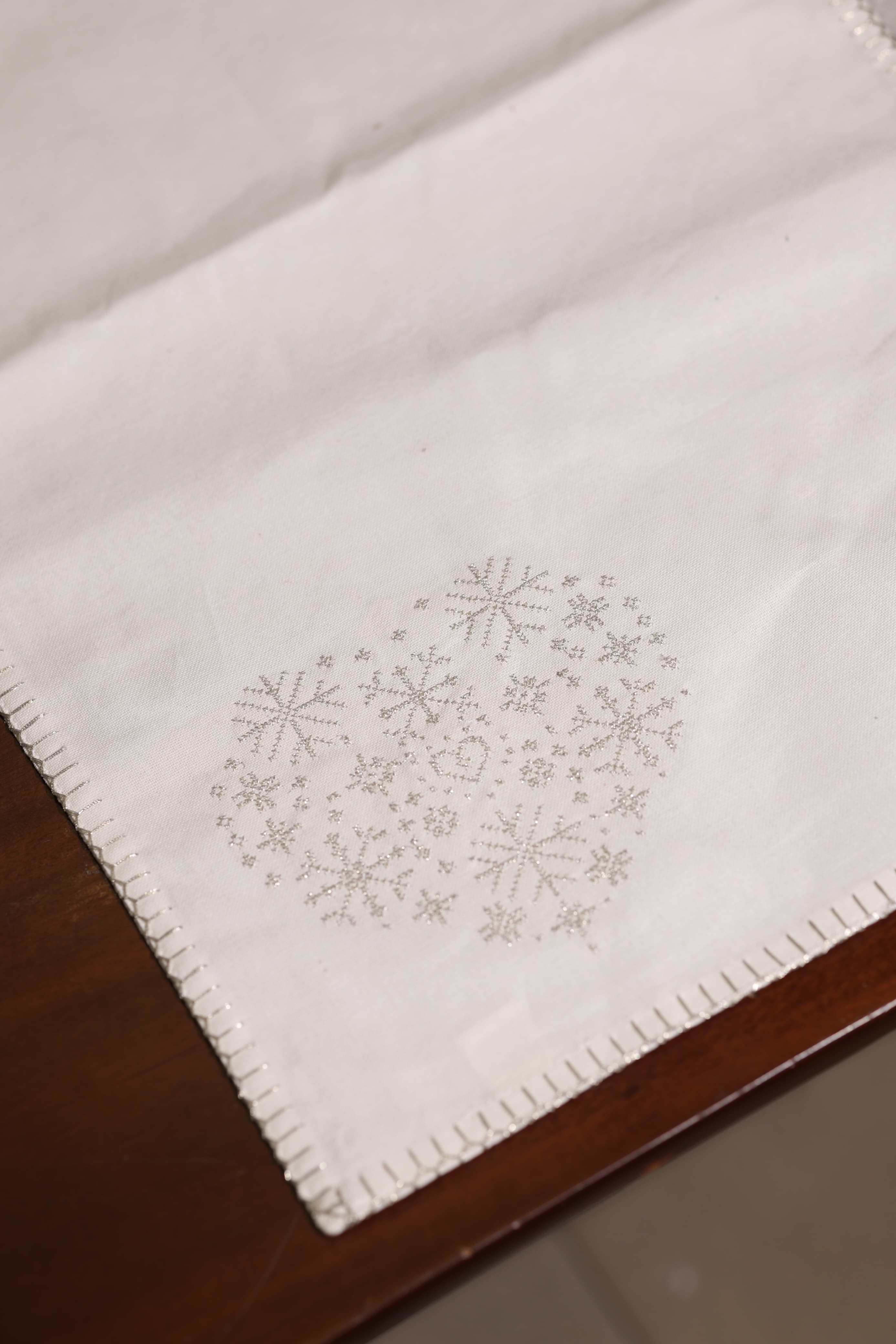 Table Runner - 4 Seater Xmas edition