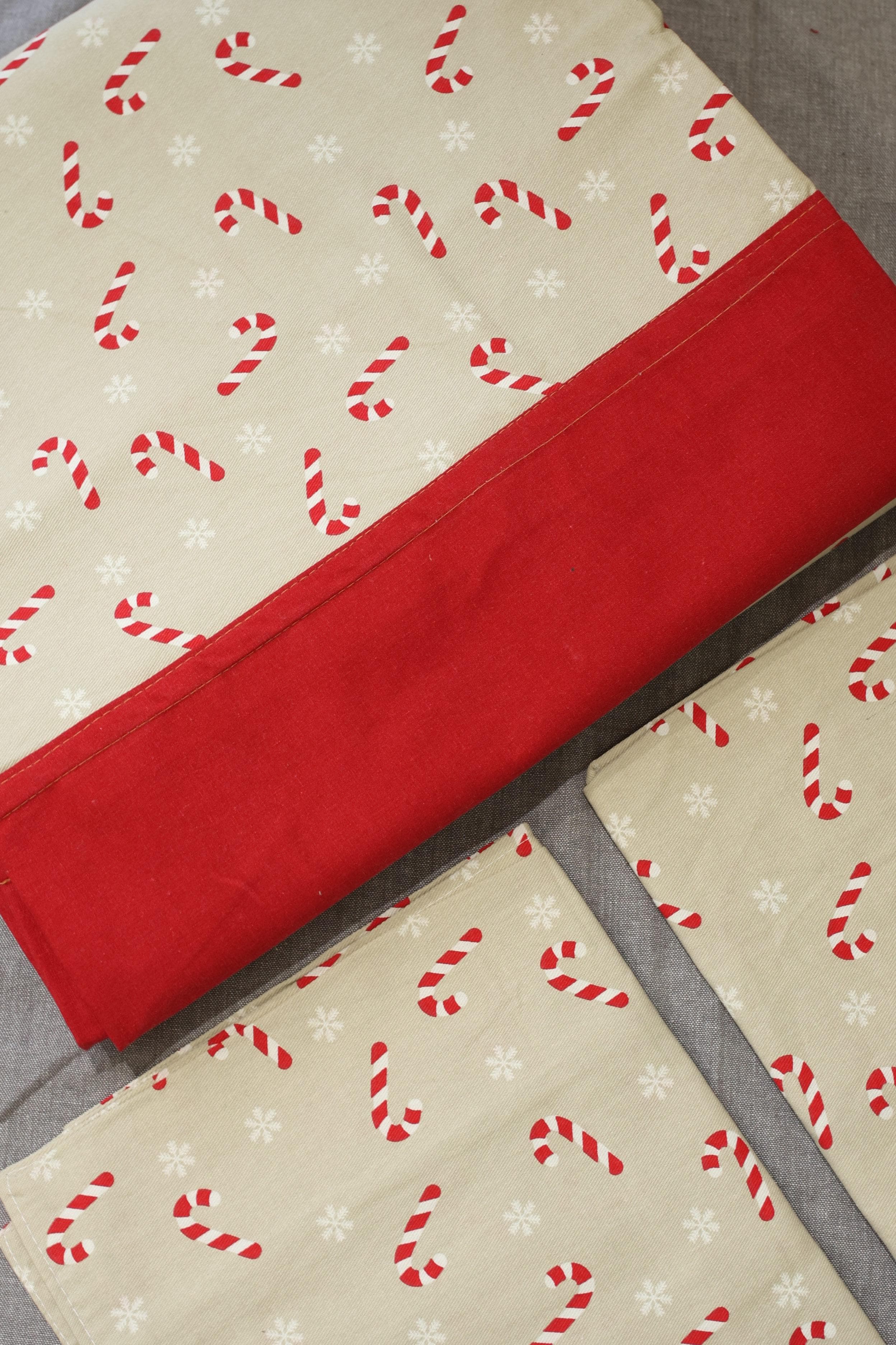 Bedsheets - King daily use border bedsheets