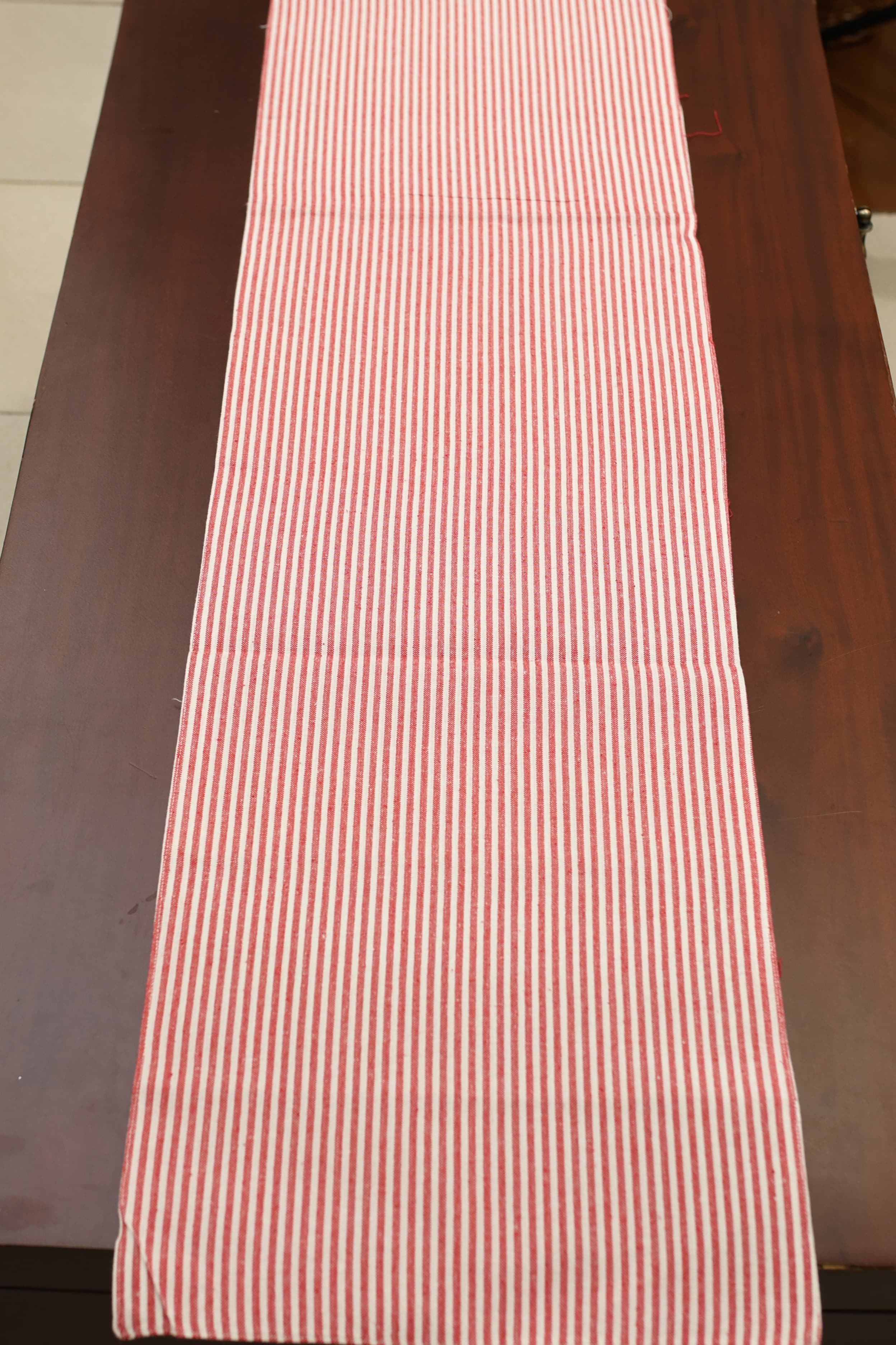 Table Runner - 4 Seater Xmas edition
