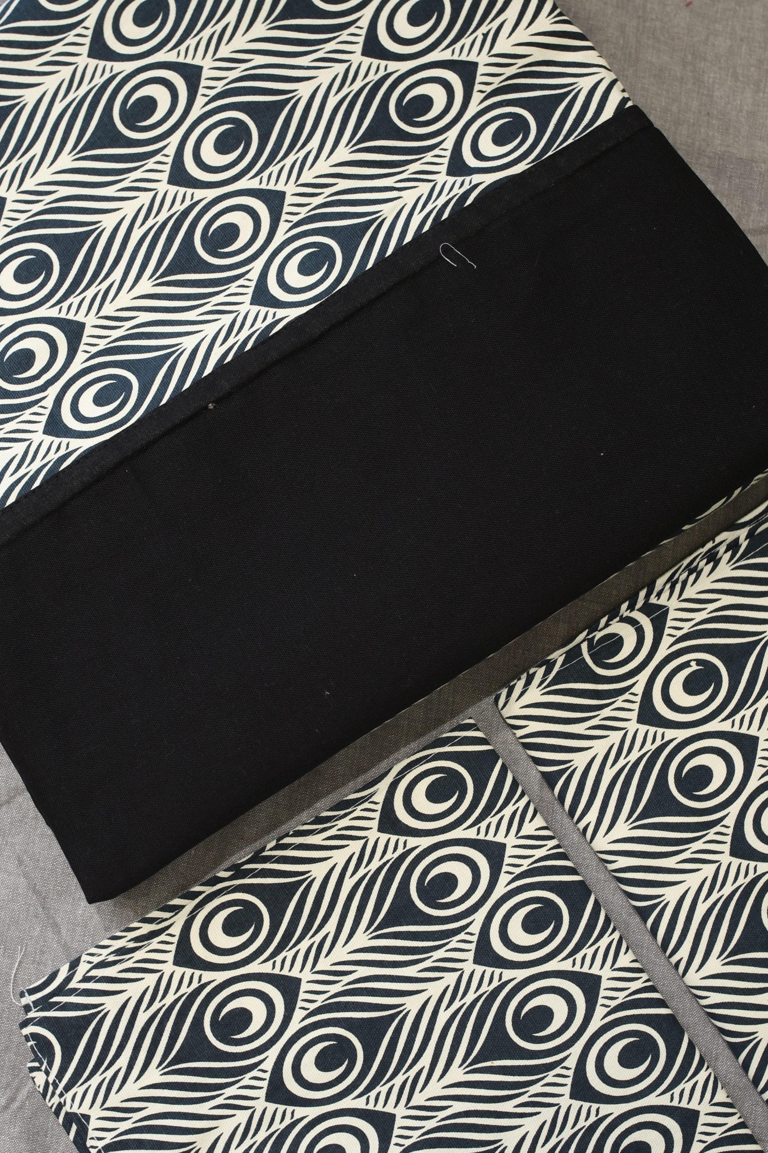 Bedsheets - King daily use border bedsheets
