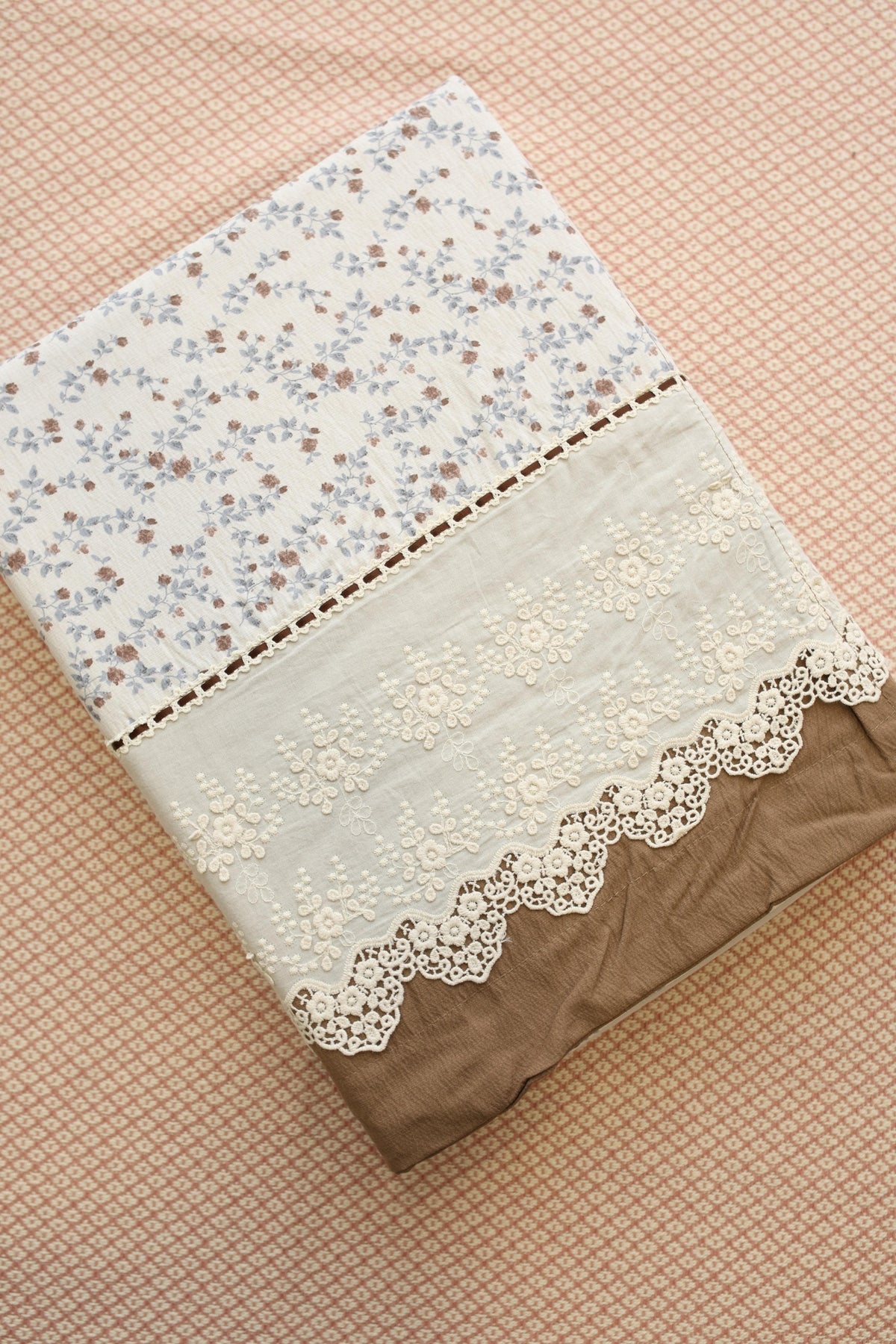 Bedsheets - Premium King soft cotton lace bedsheets majestic