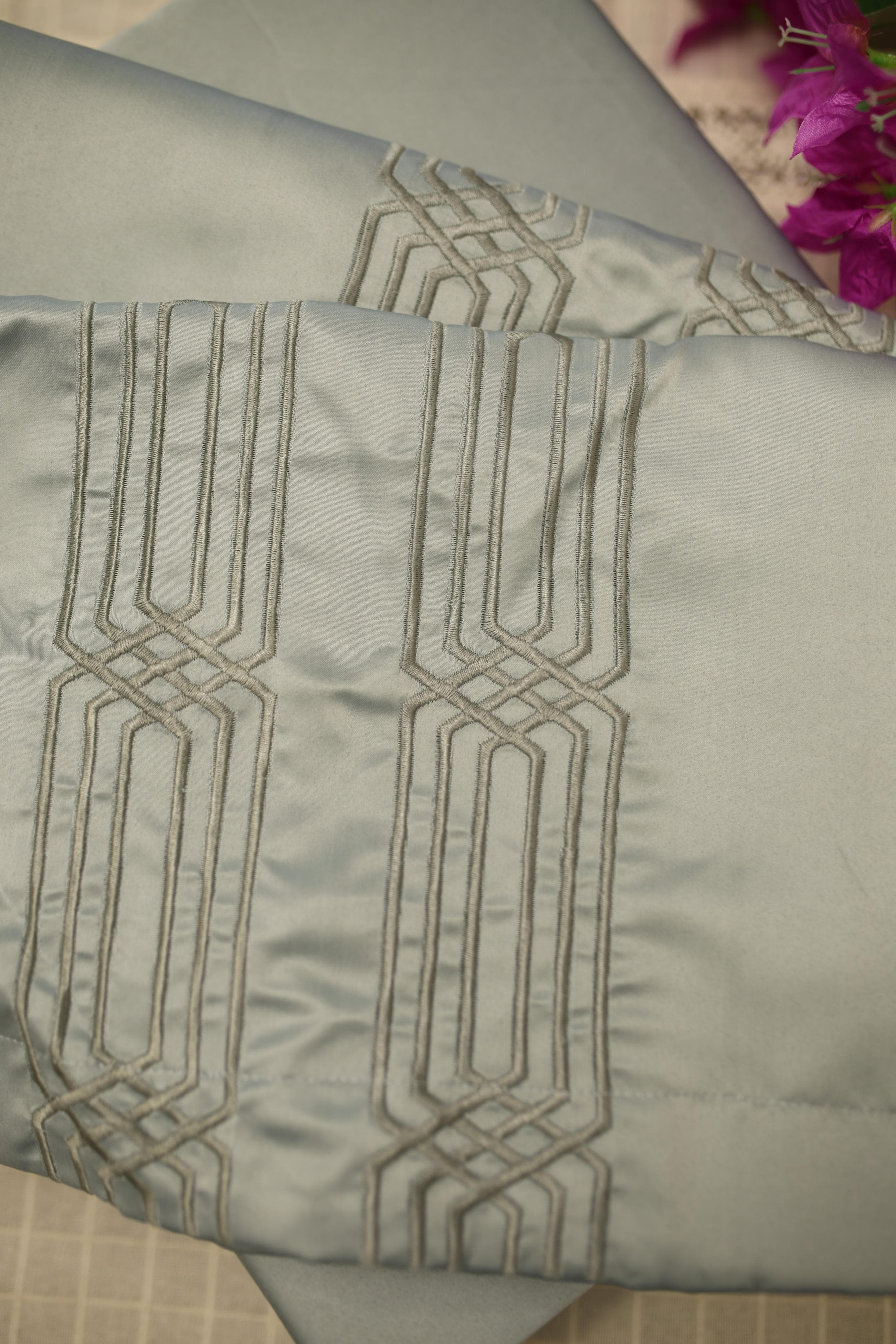 Bedsheets - Essential Queen size bedsheet