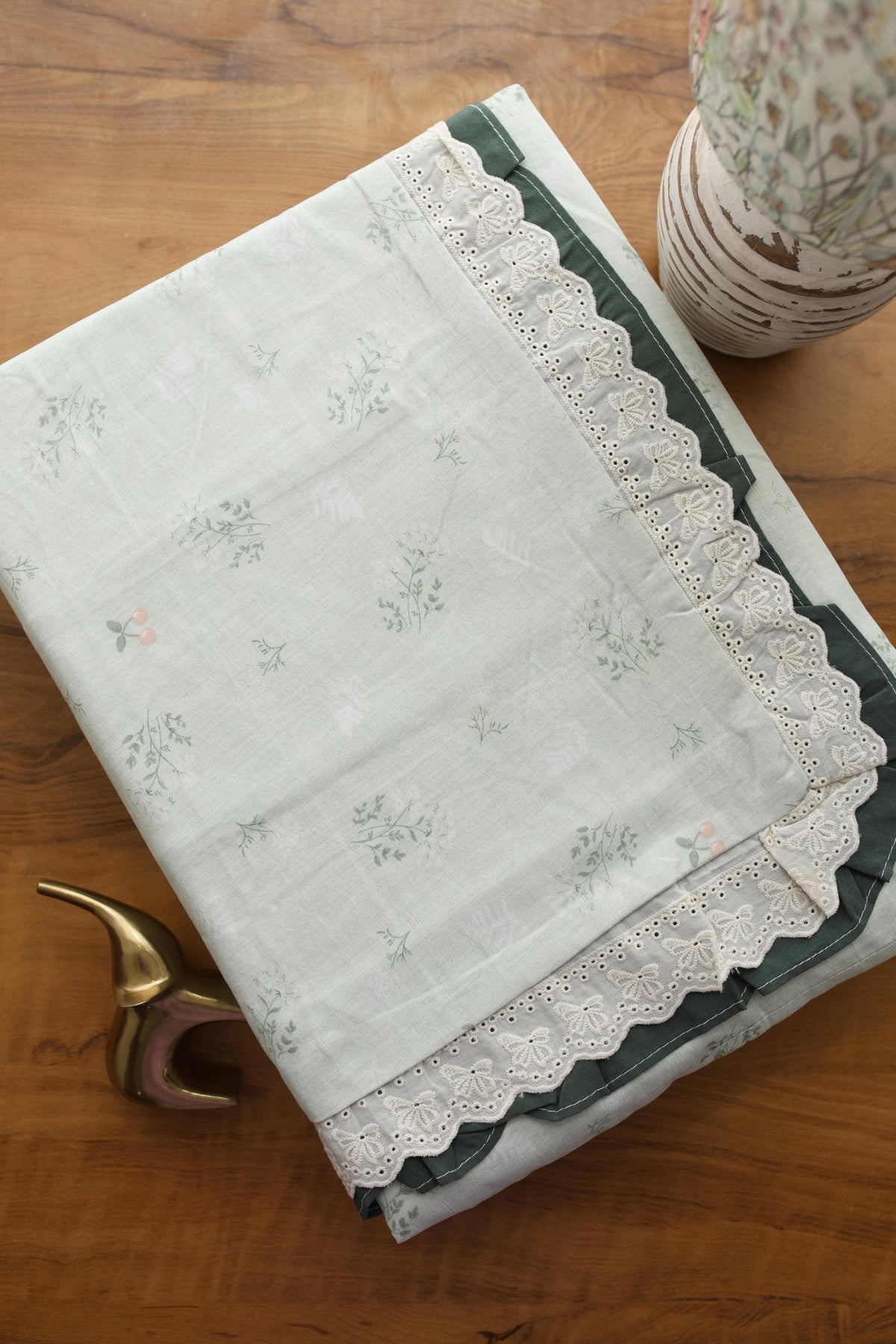Bedsheets - Premium King soft cotton lace bedsheets majestic