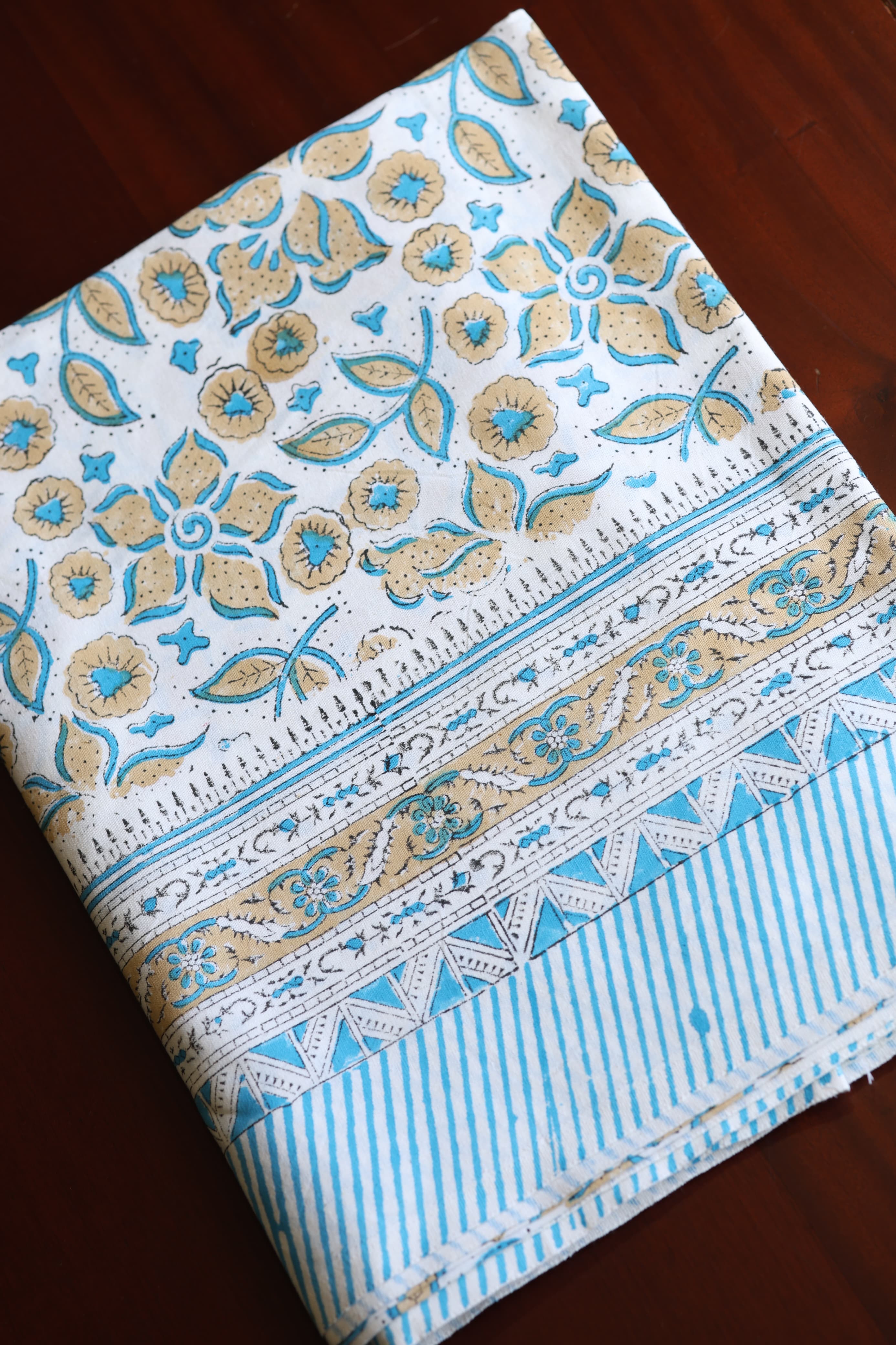 TABLE SET