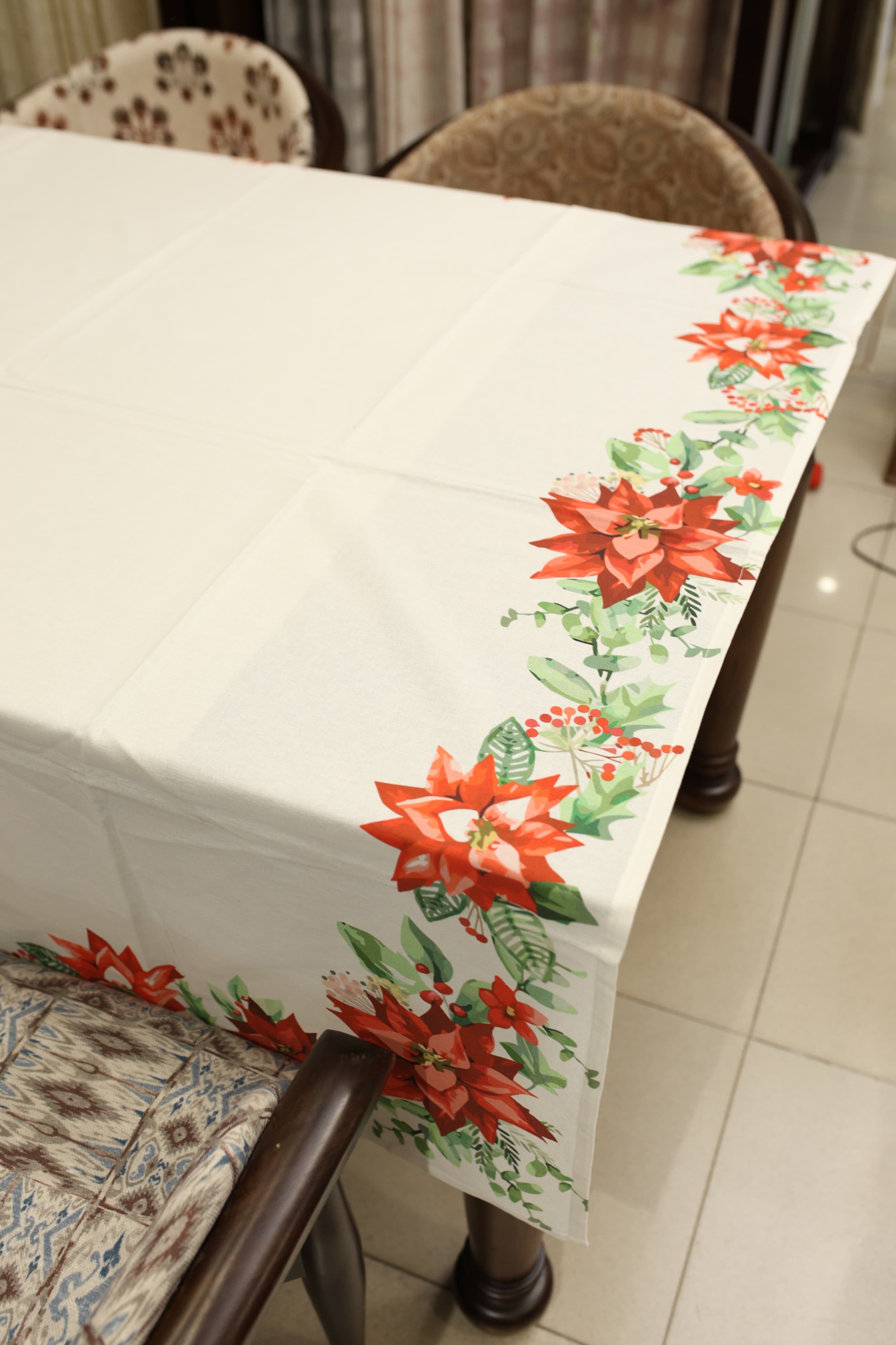 Table cloths - 4 seater Xmas edition